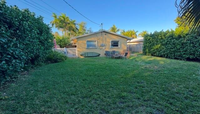 842 SW 12th Court 844