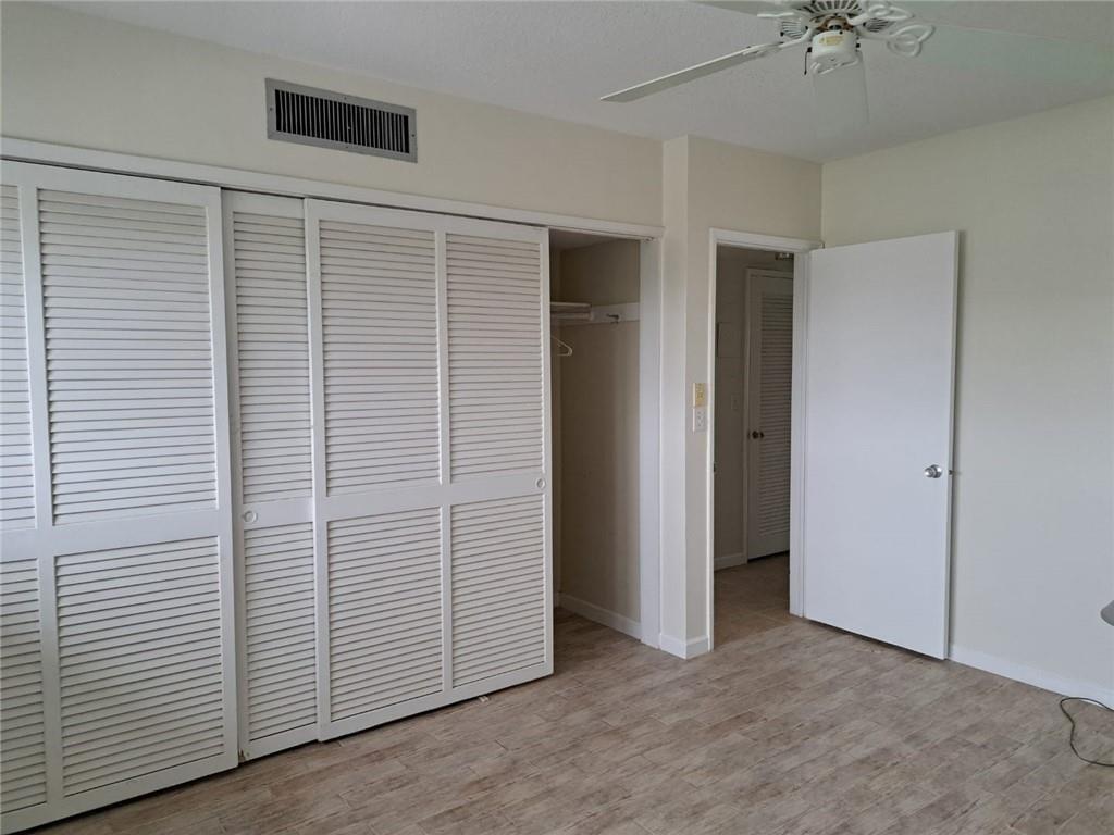 2455 NE 51st St E307