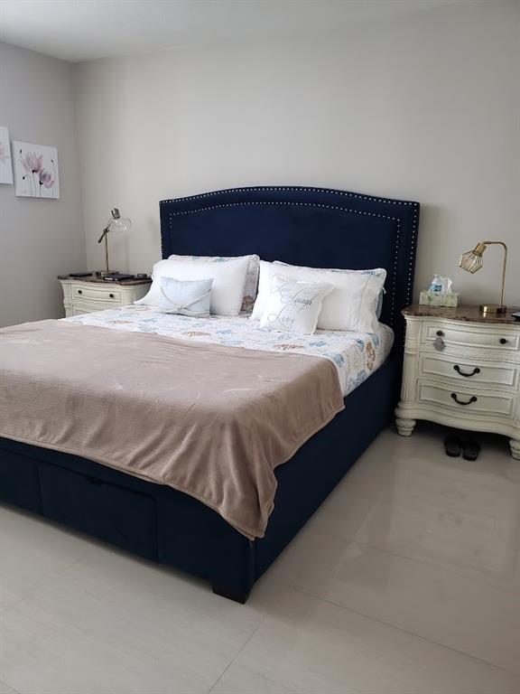 4250 Galt Ocean Dr 14R