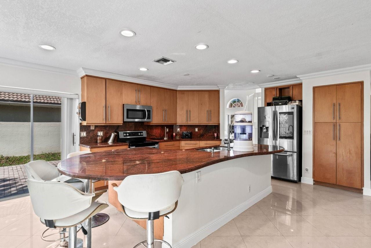 10308 SE Brookville Ln