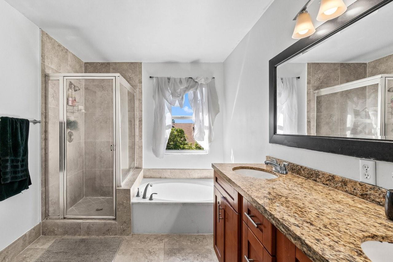 10308 SE Brookville Ln