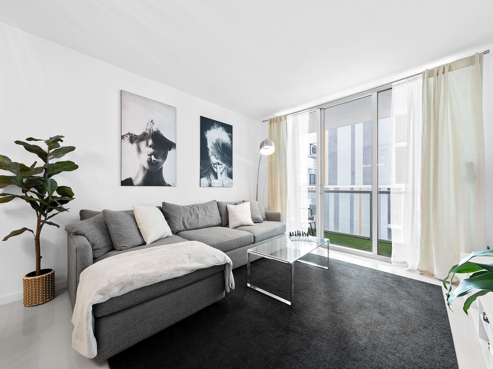 55 SE 6th Street 1200