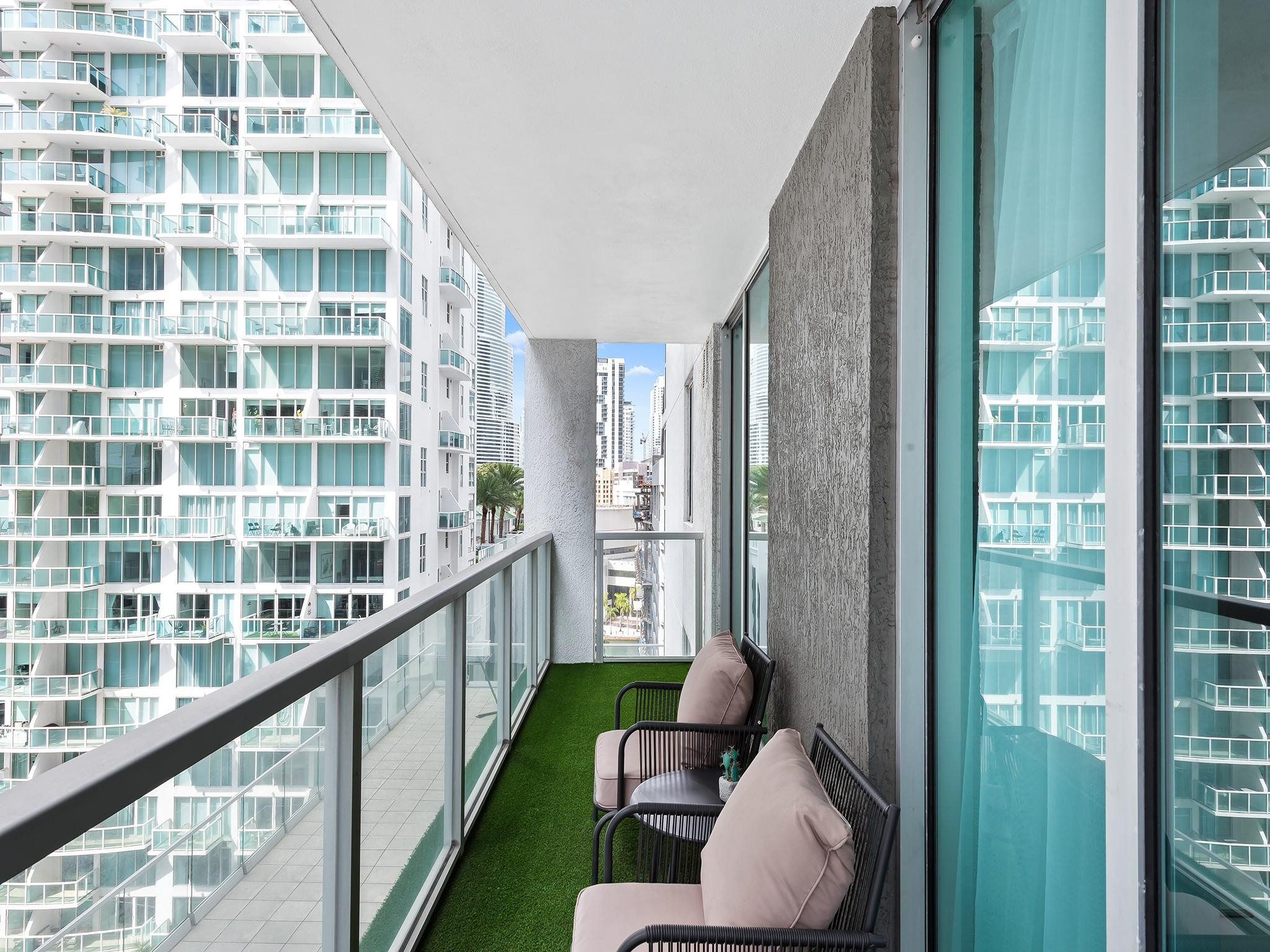 55 SE 6th Street 1200