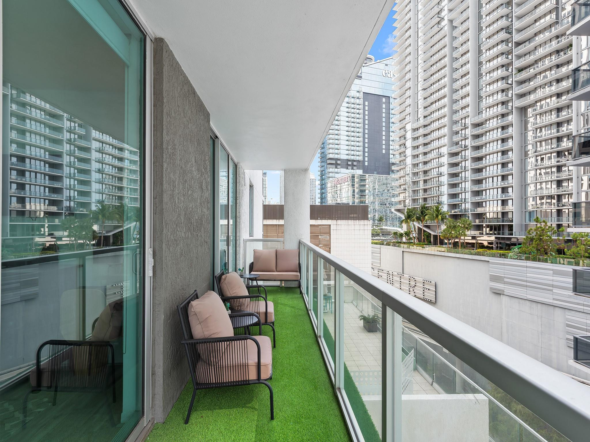 55 SE 6th Street 1200