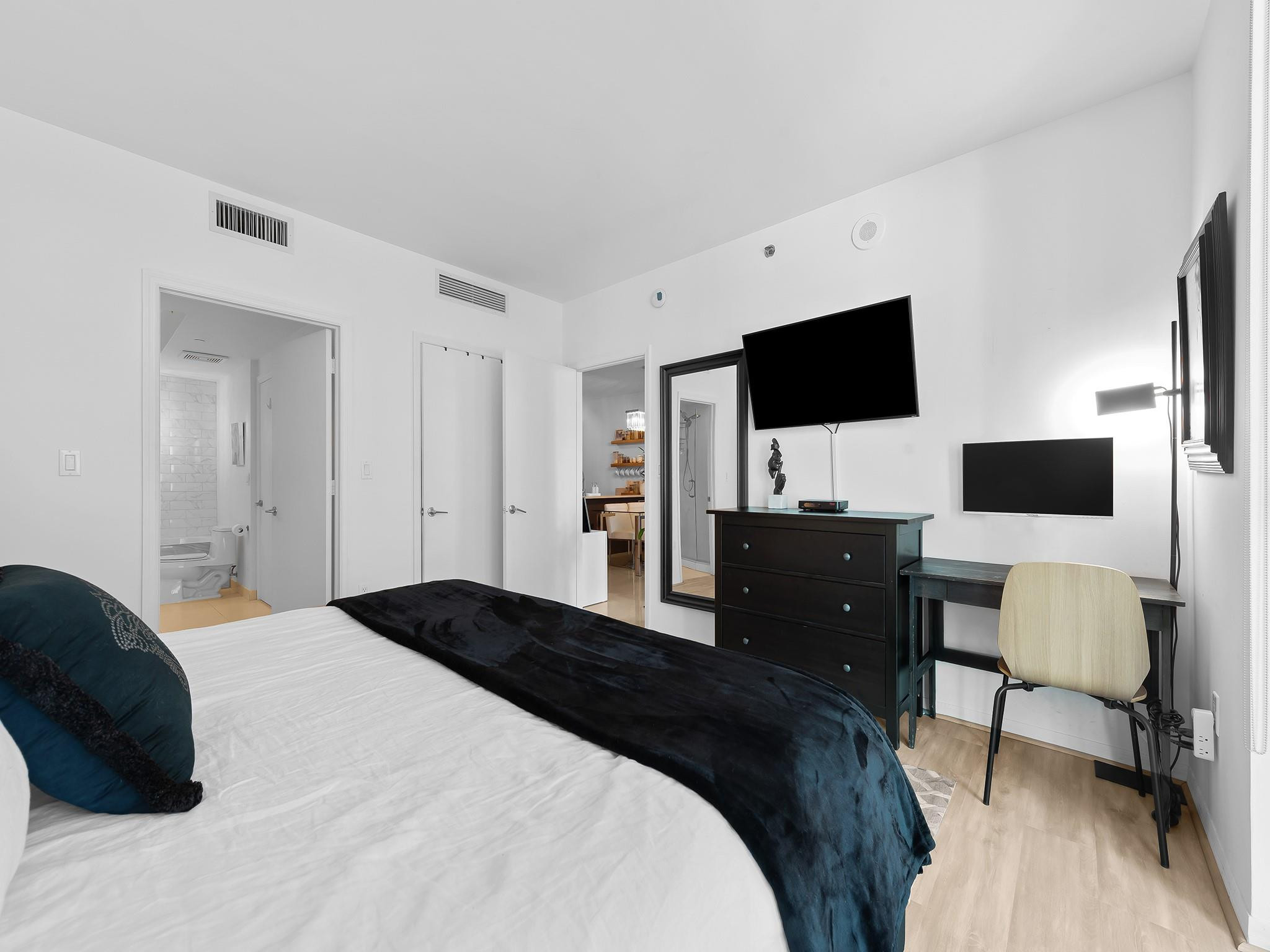 55 SE 6th Street 1200