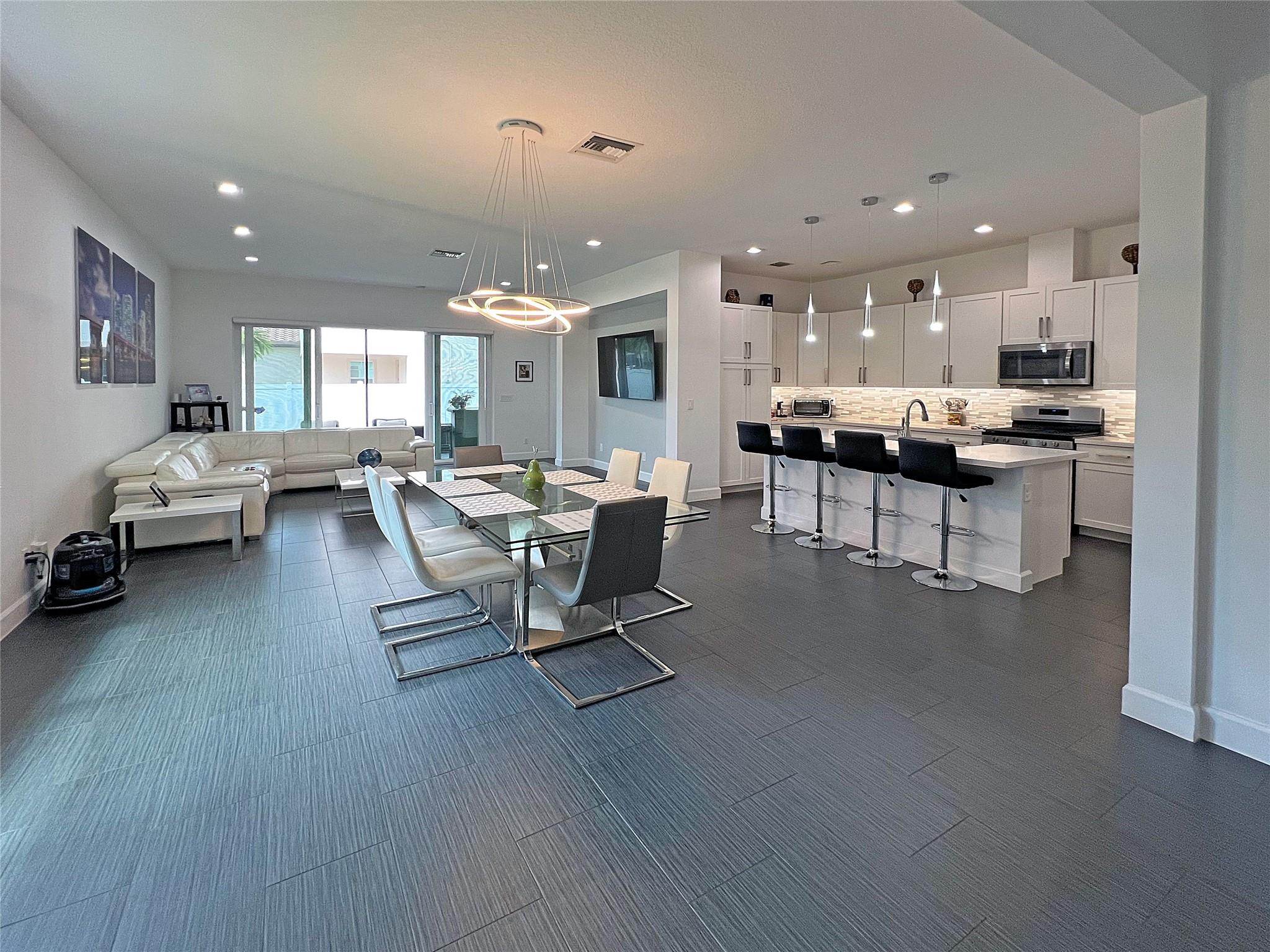 4815 Marston Ln