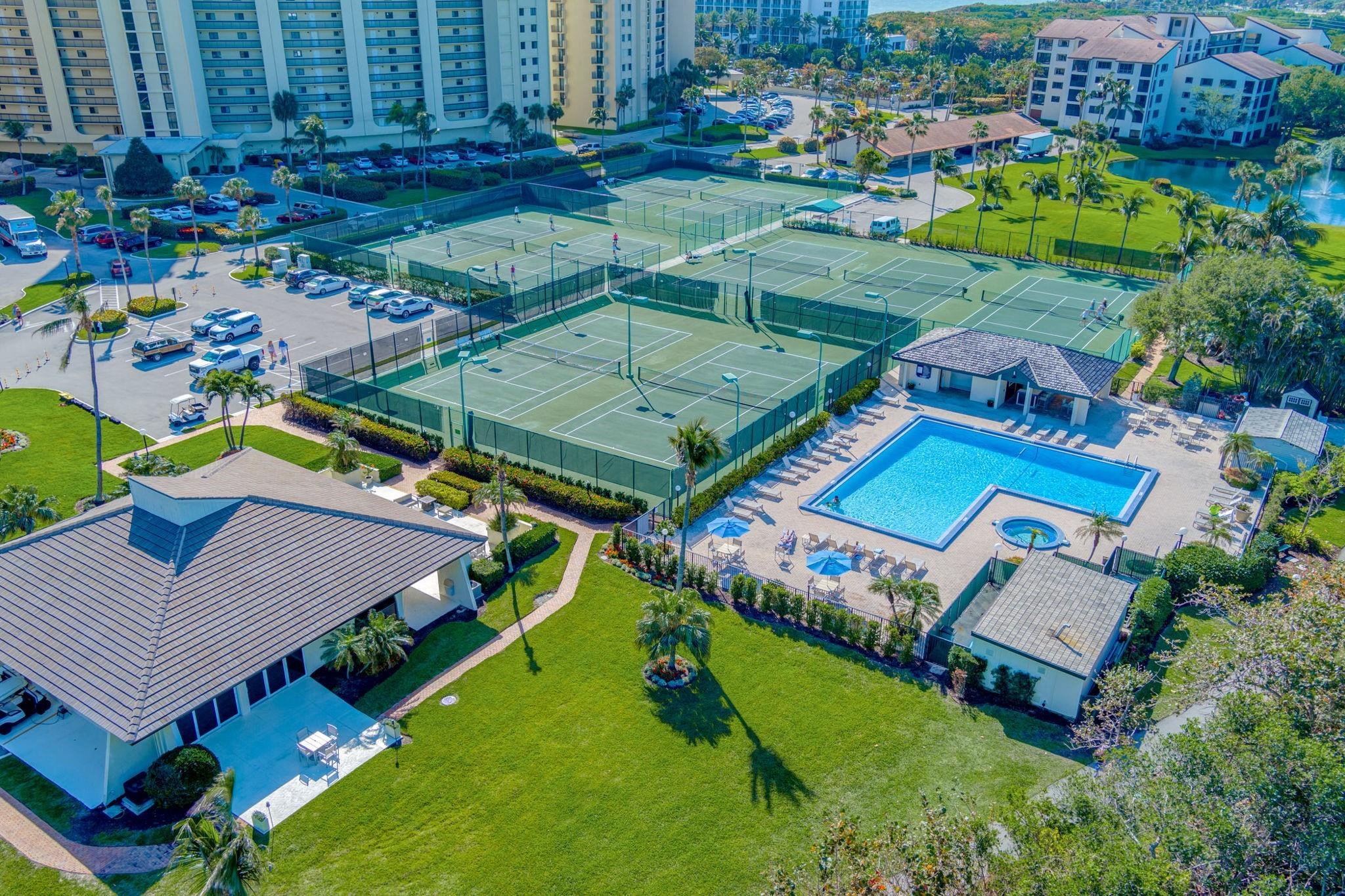 400 Ocean Trail Way 209