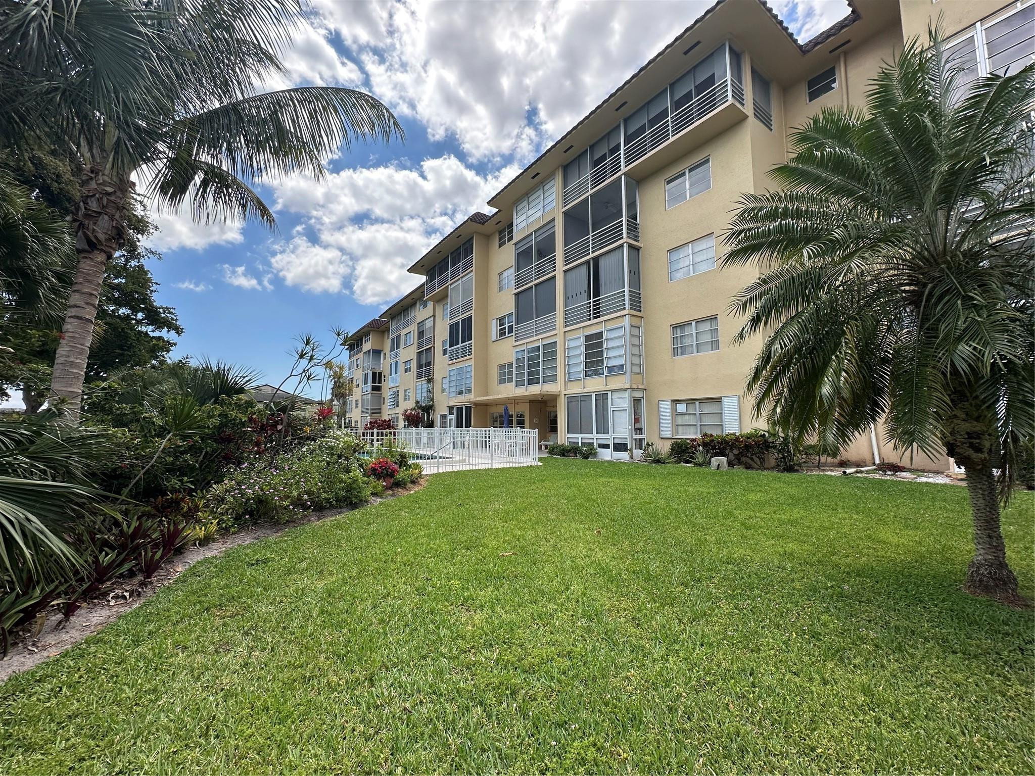 4100 Crystal Lake Drive 109