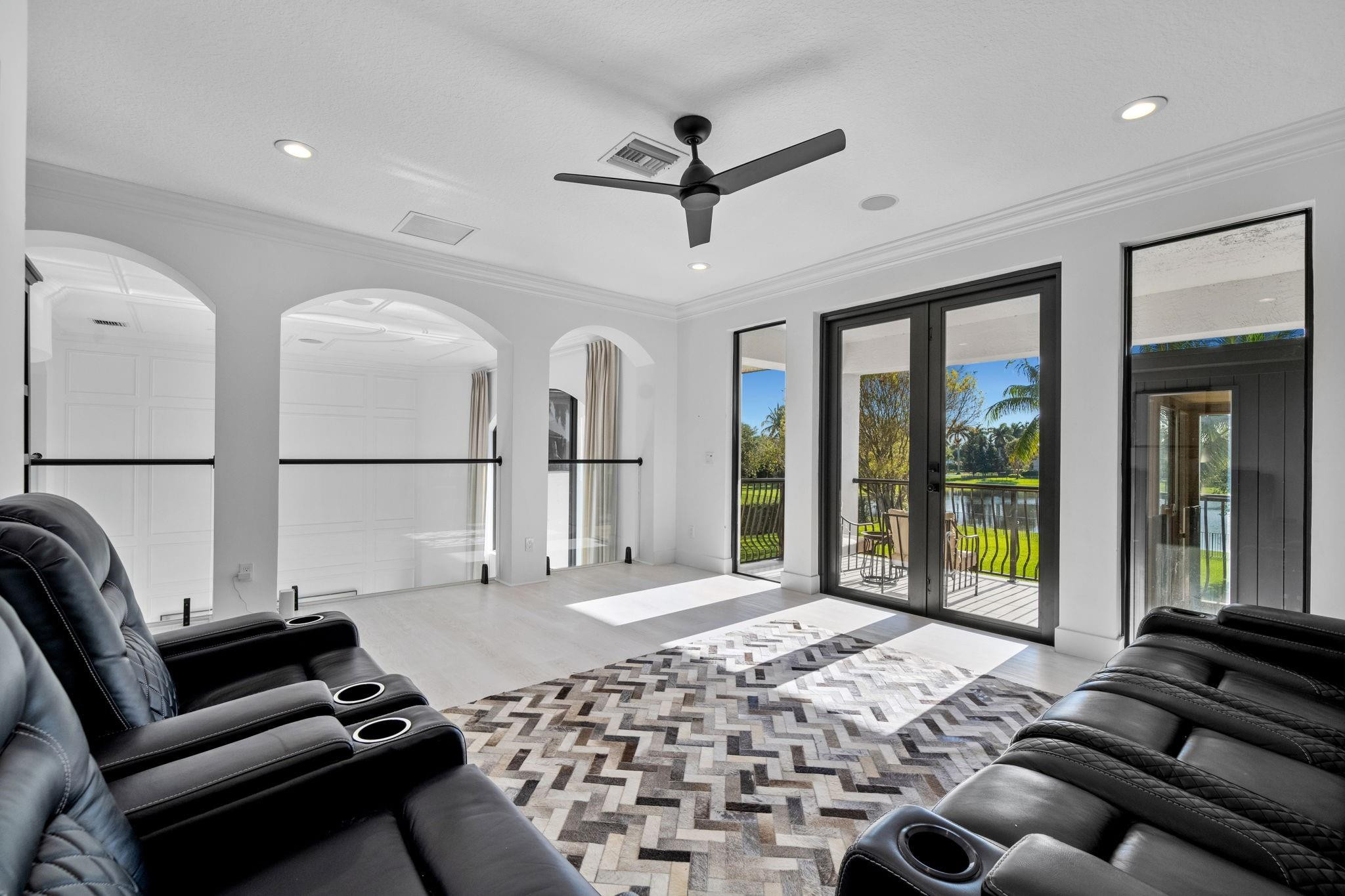 3747 Saratoga Lane