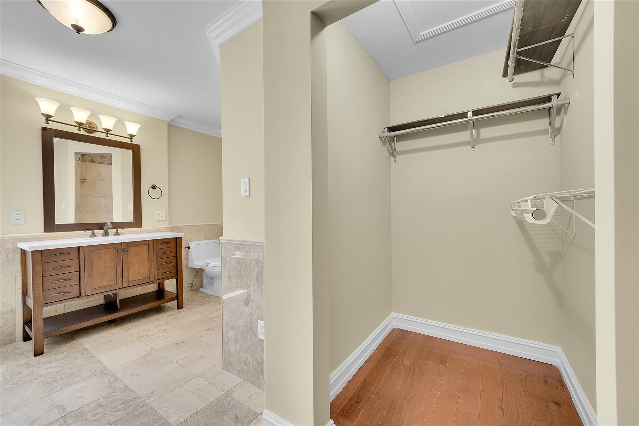 16250 La Costa Dr