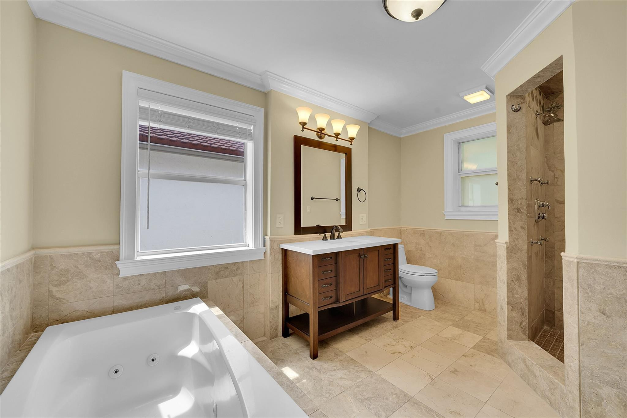 16250 La Costa Dr