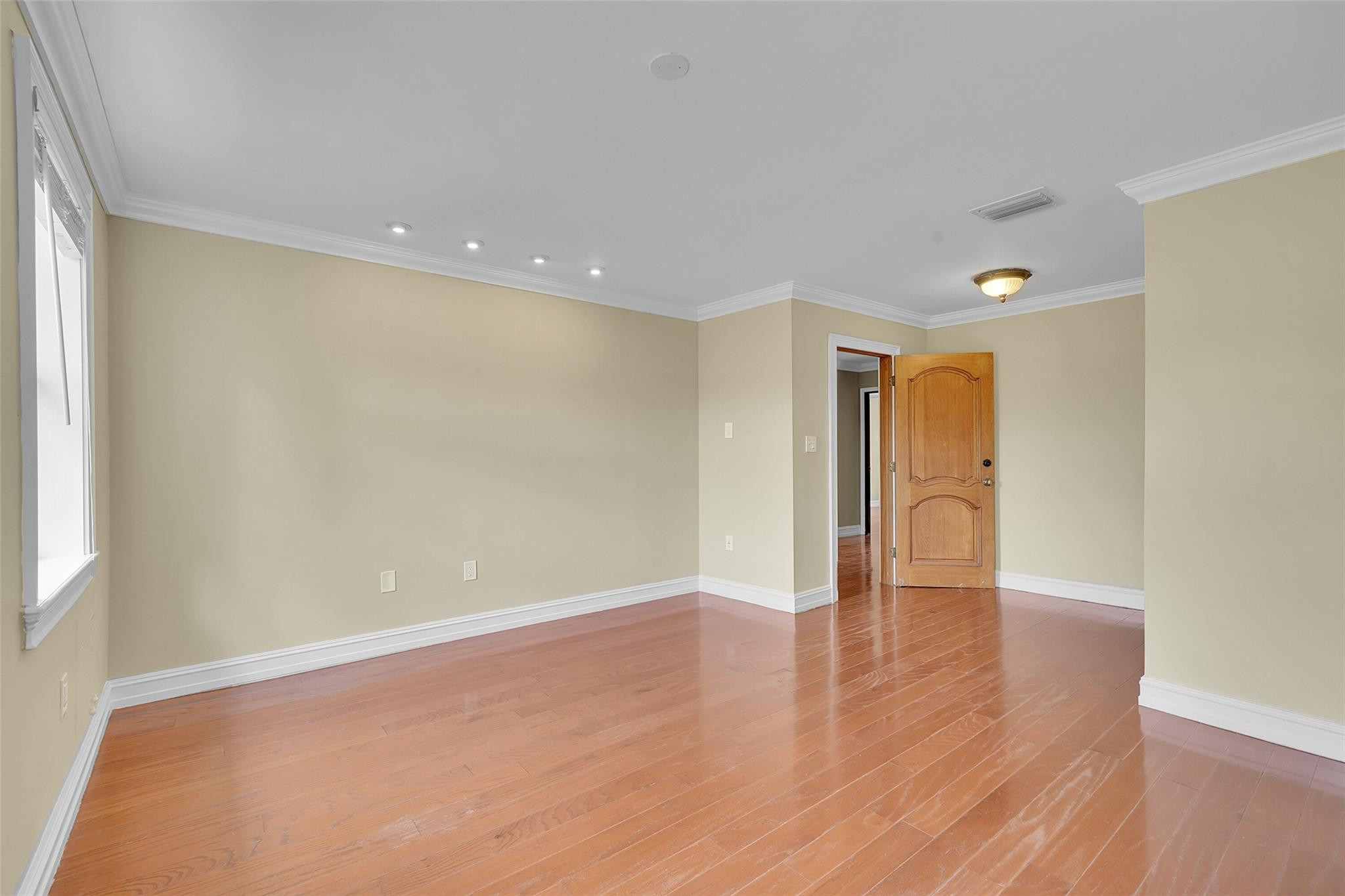 16250 La Costa Dr