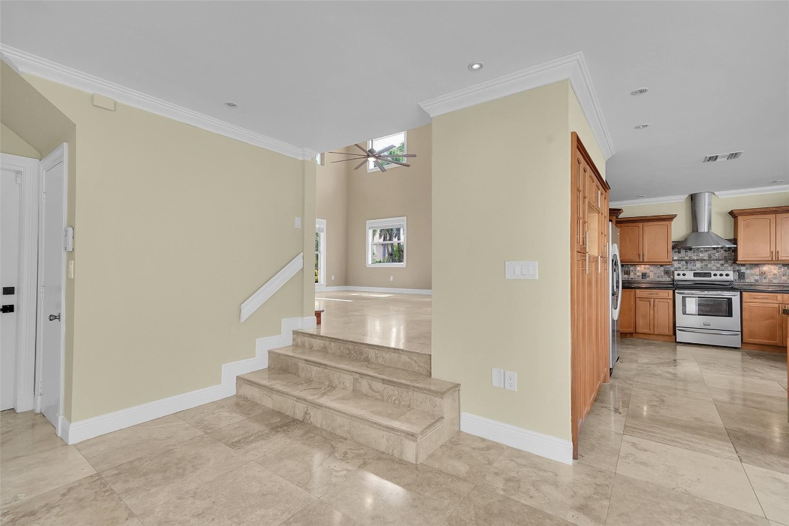 16250 La Costa Dr