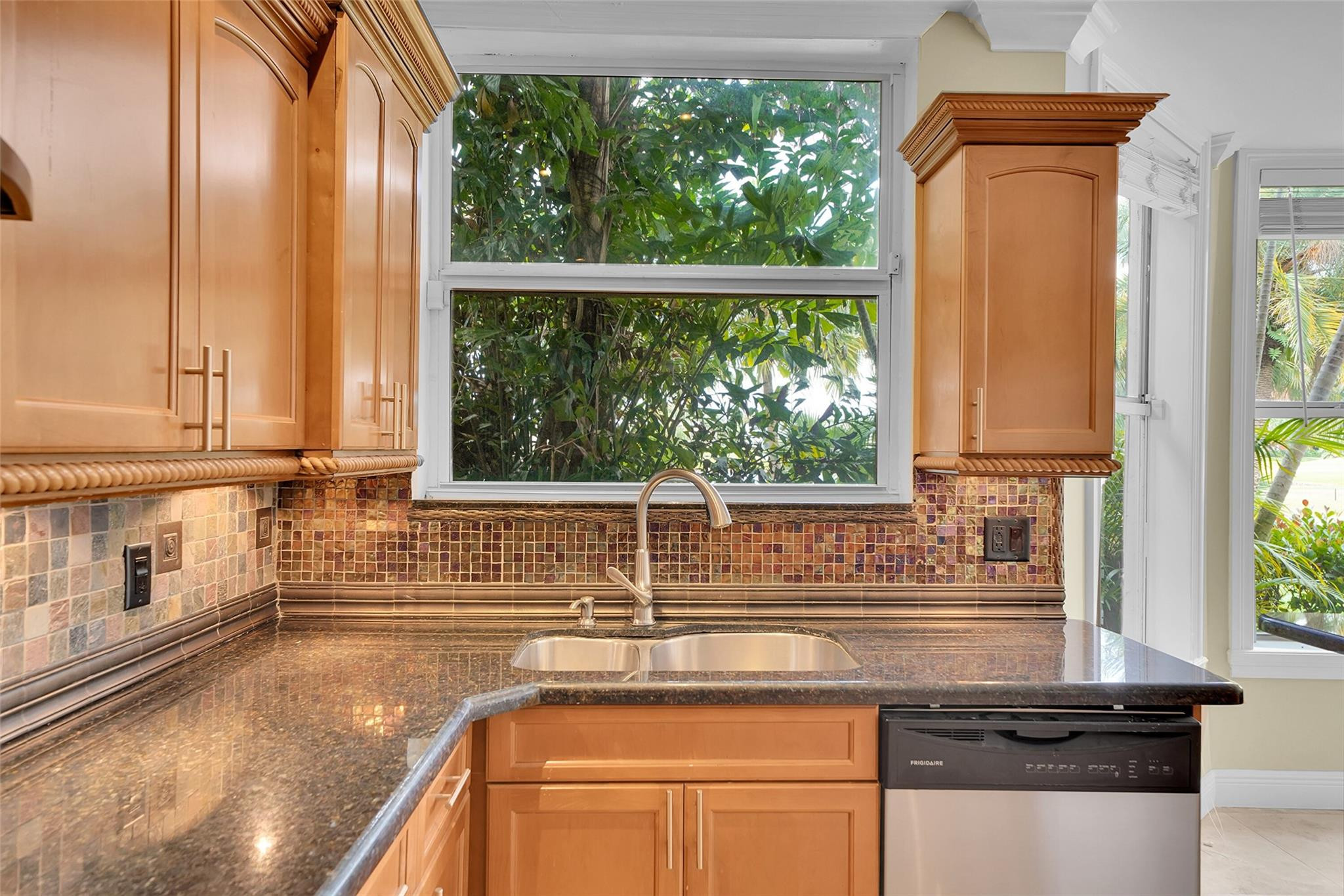 16250 La Costa Dr