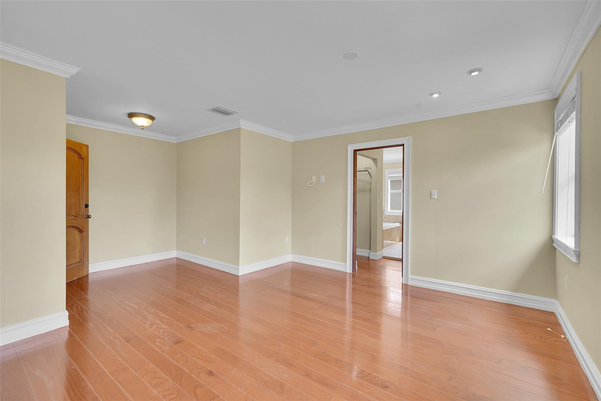 16250 La Costa Dr