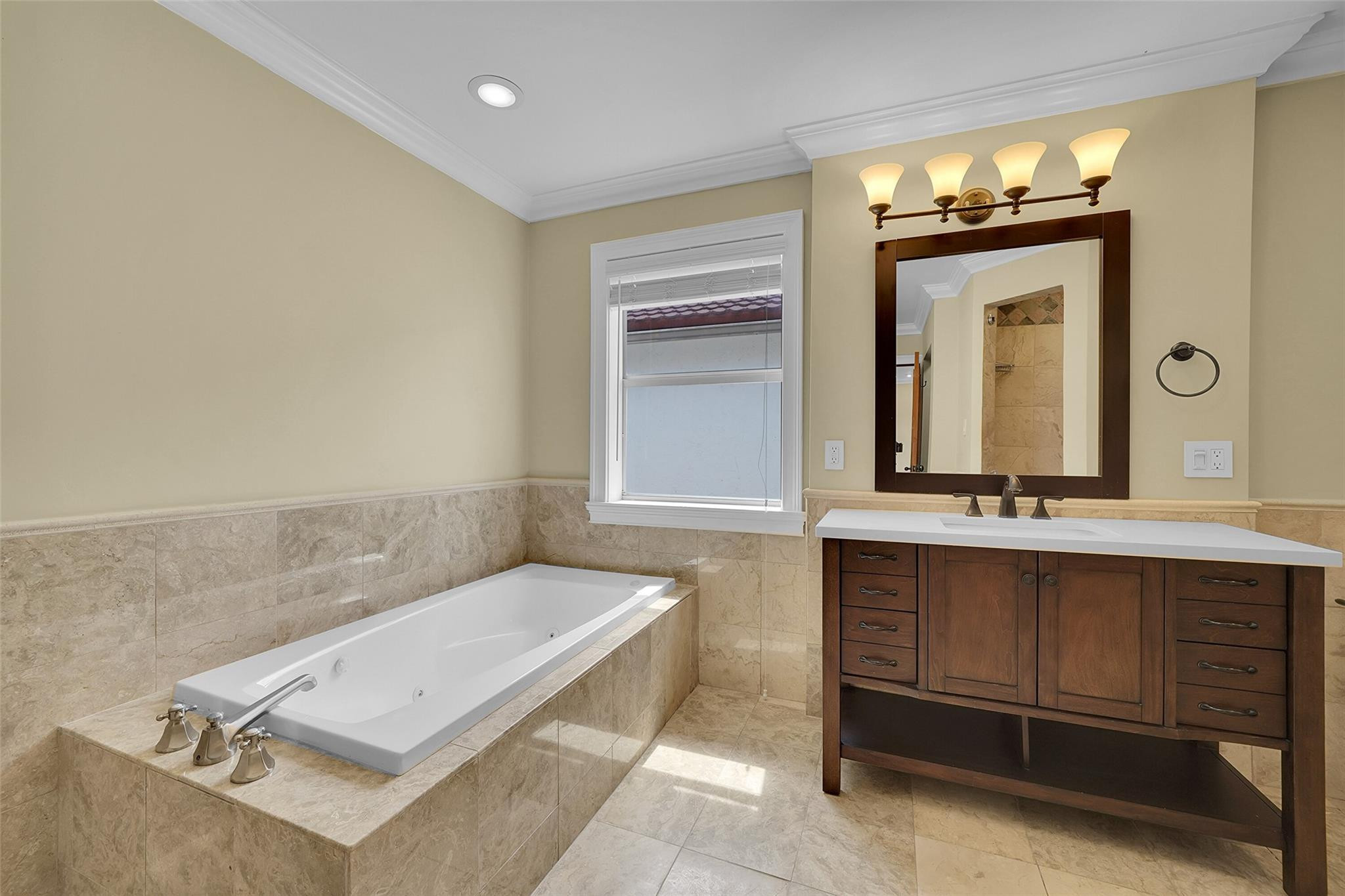 16250 La Costa Dr