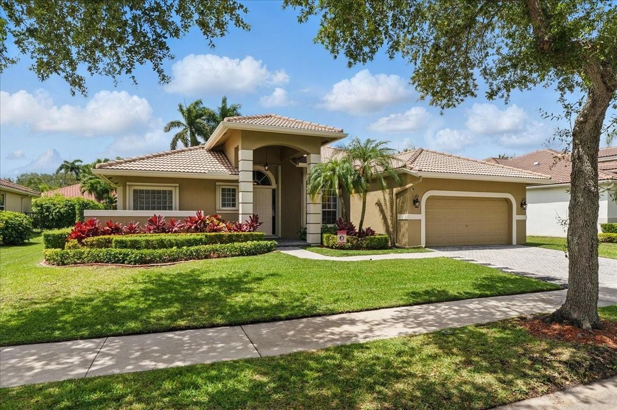 1137 Ginger Circle