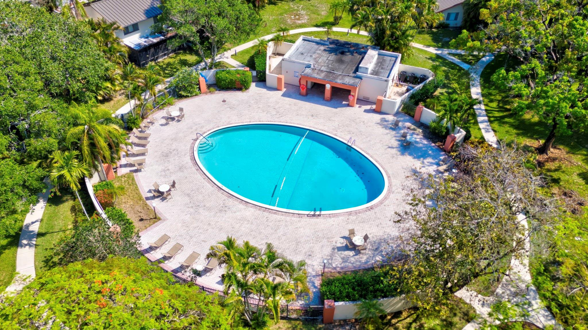 3402 Heather Terrace 7
