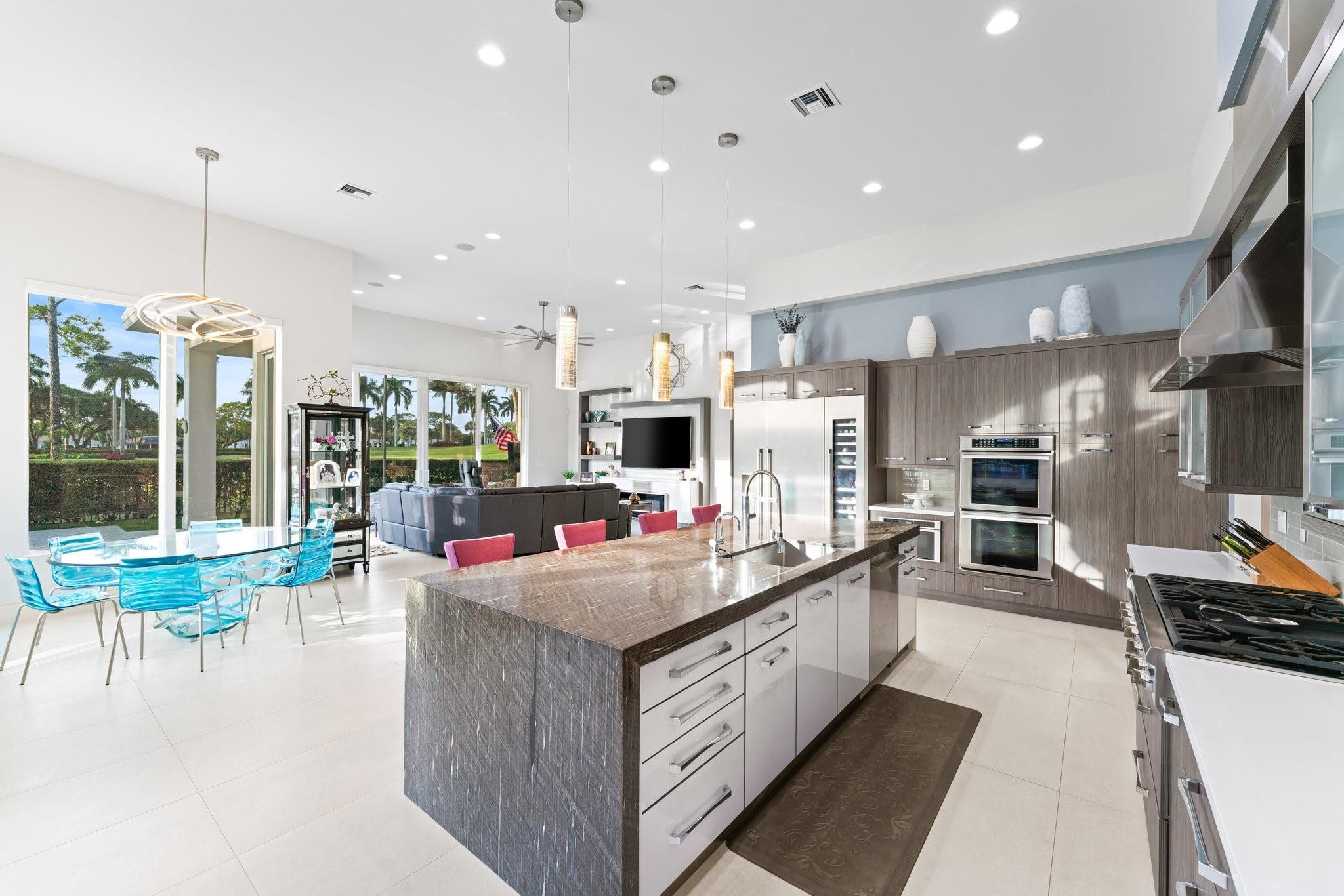 4689 Tree Fern Drive