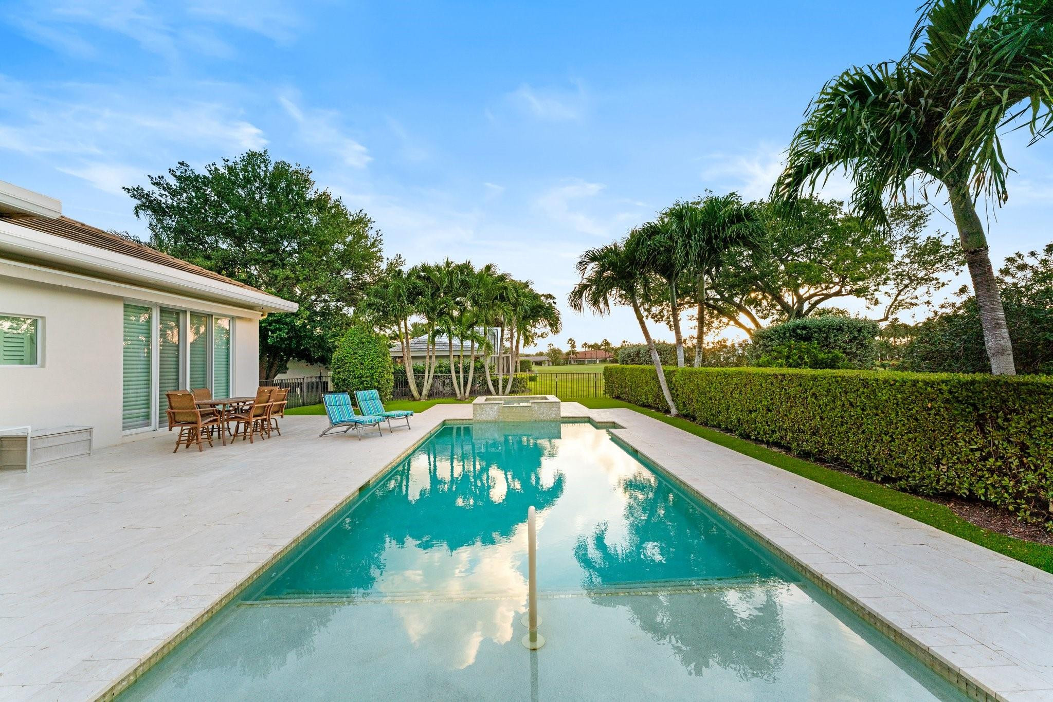 4689 Tree Fern Drive