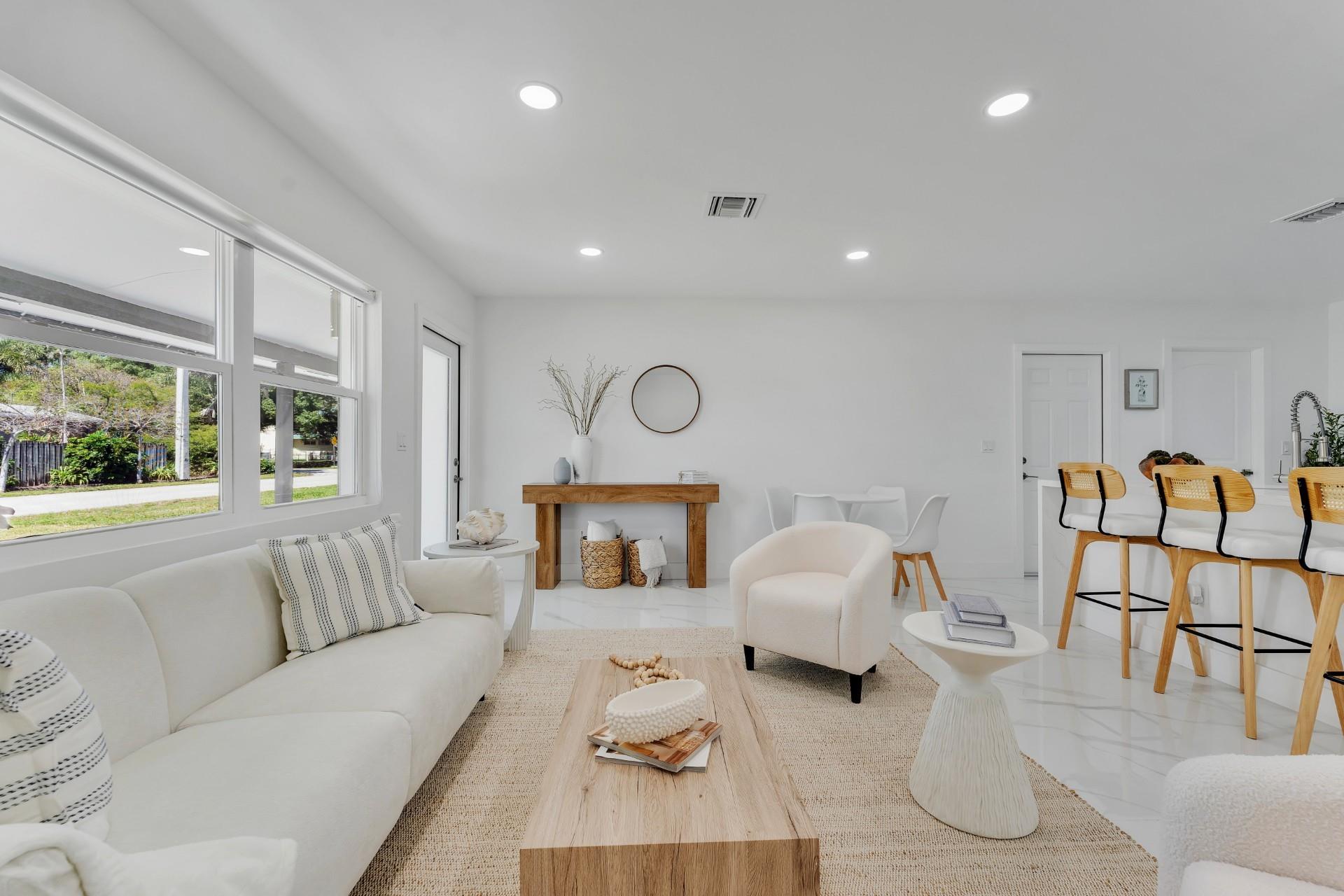 3560 NE 13th Ave