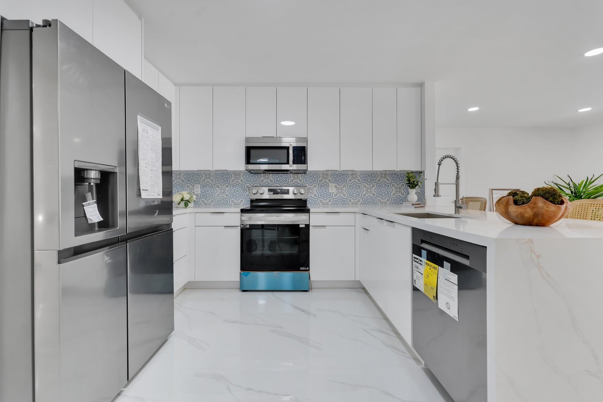 3560 NE 13th Ave