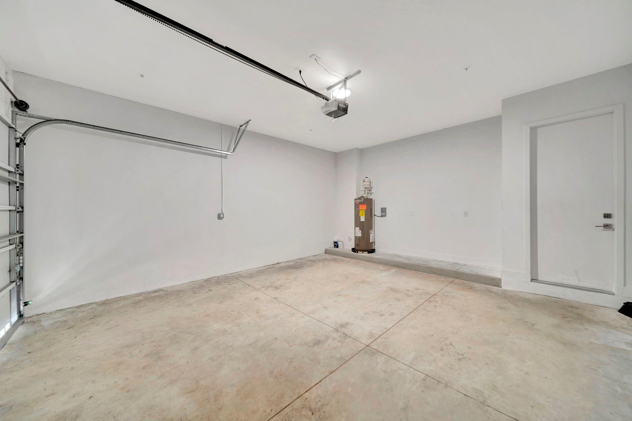 4224 NE 7th Ter