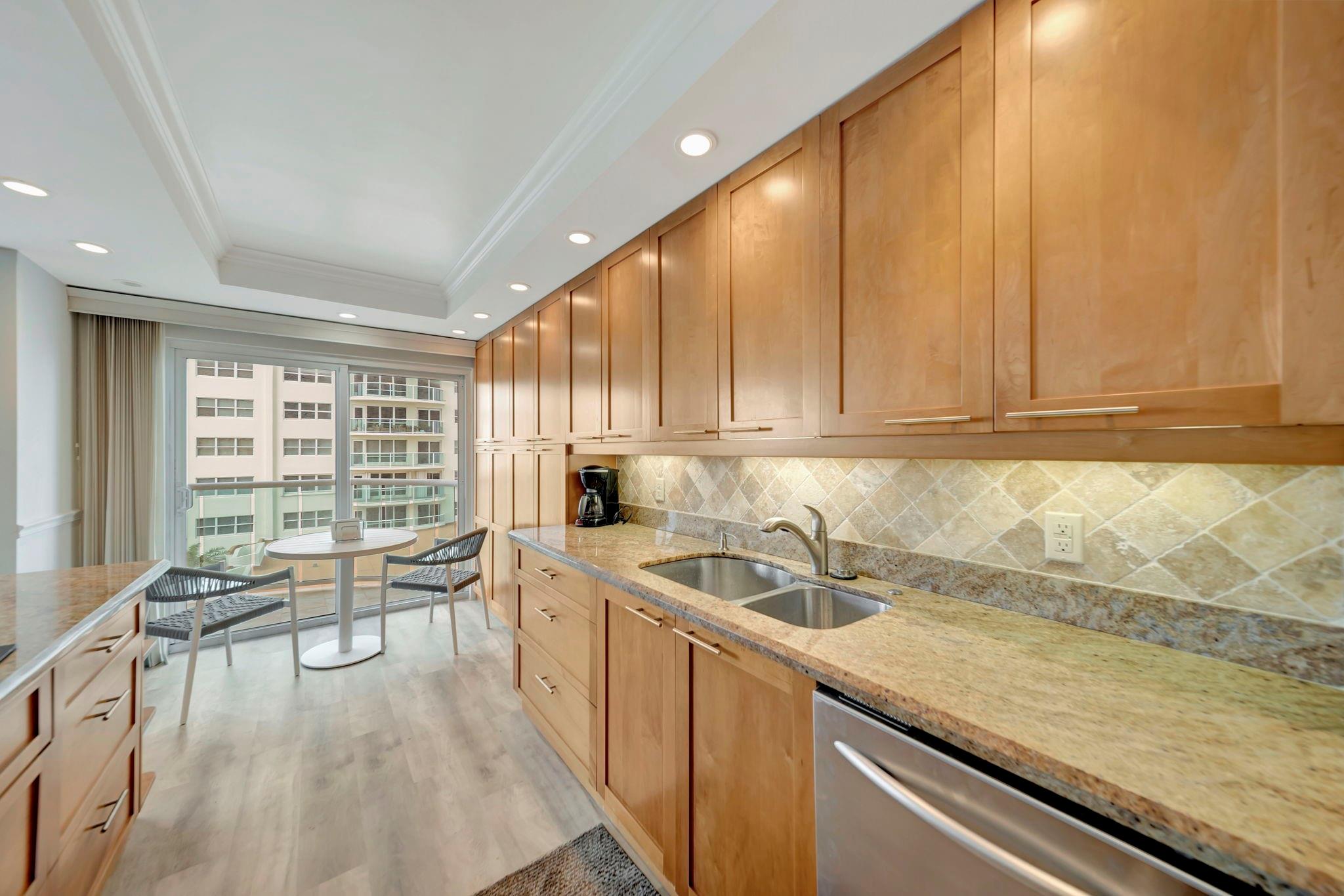 3400 Galt Ocean Dr 407S