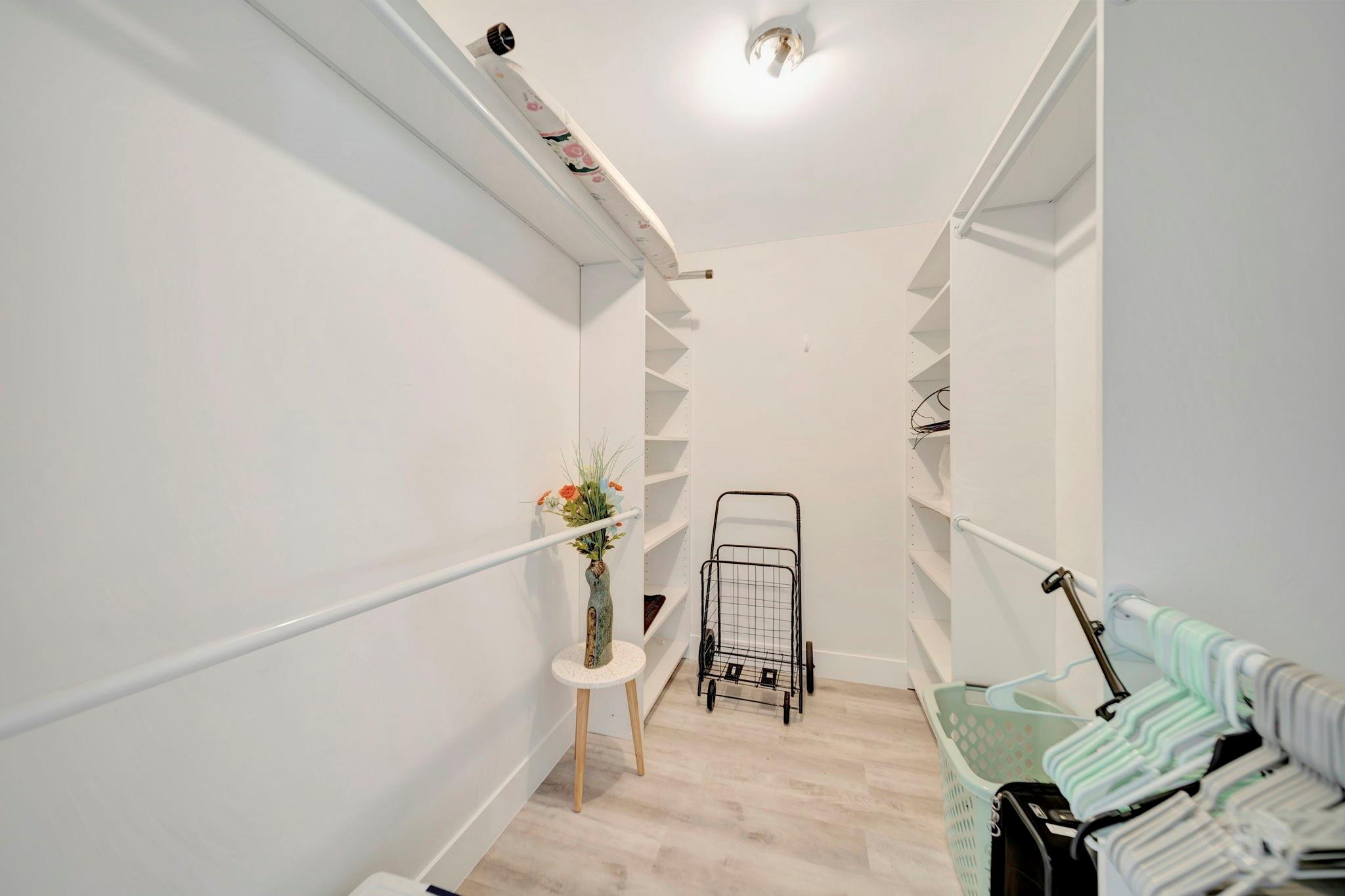 3400 Galt Ocean Dr 407S