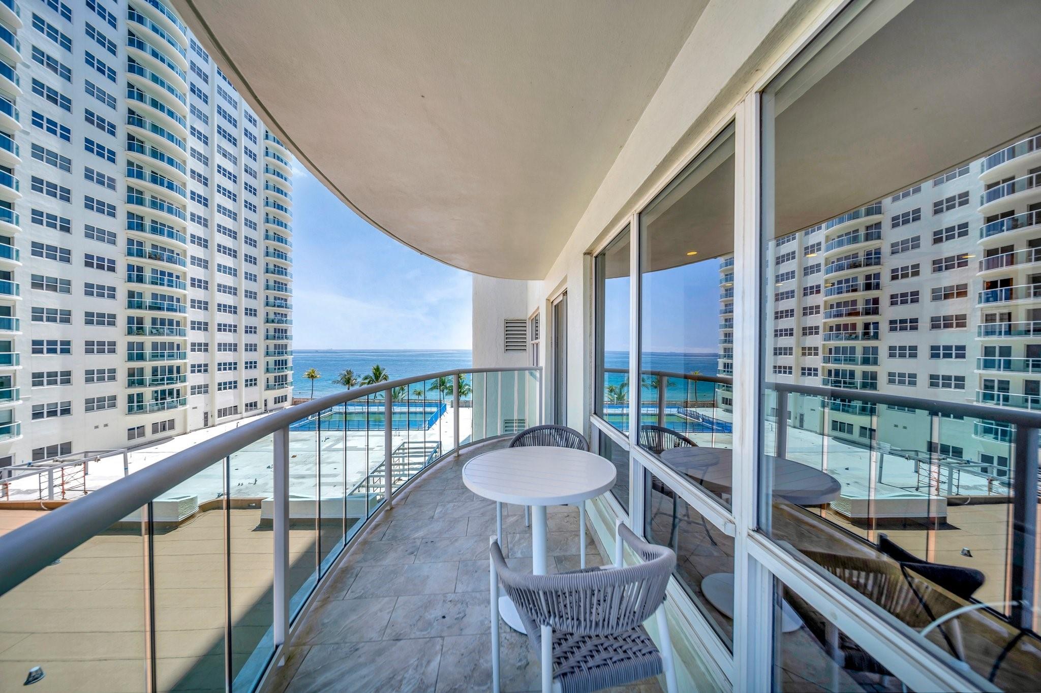 3400 Galt Ocean Dr 407S