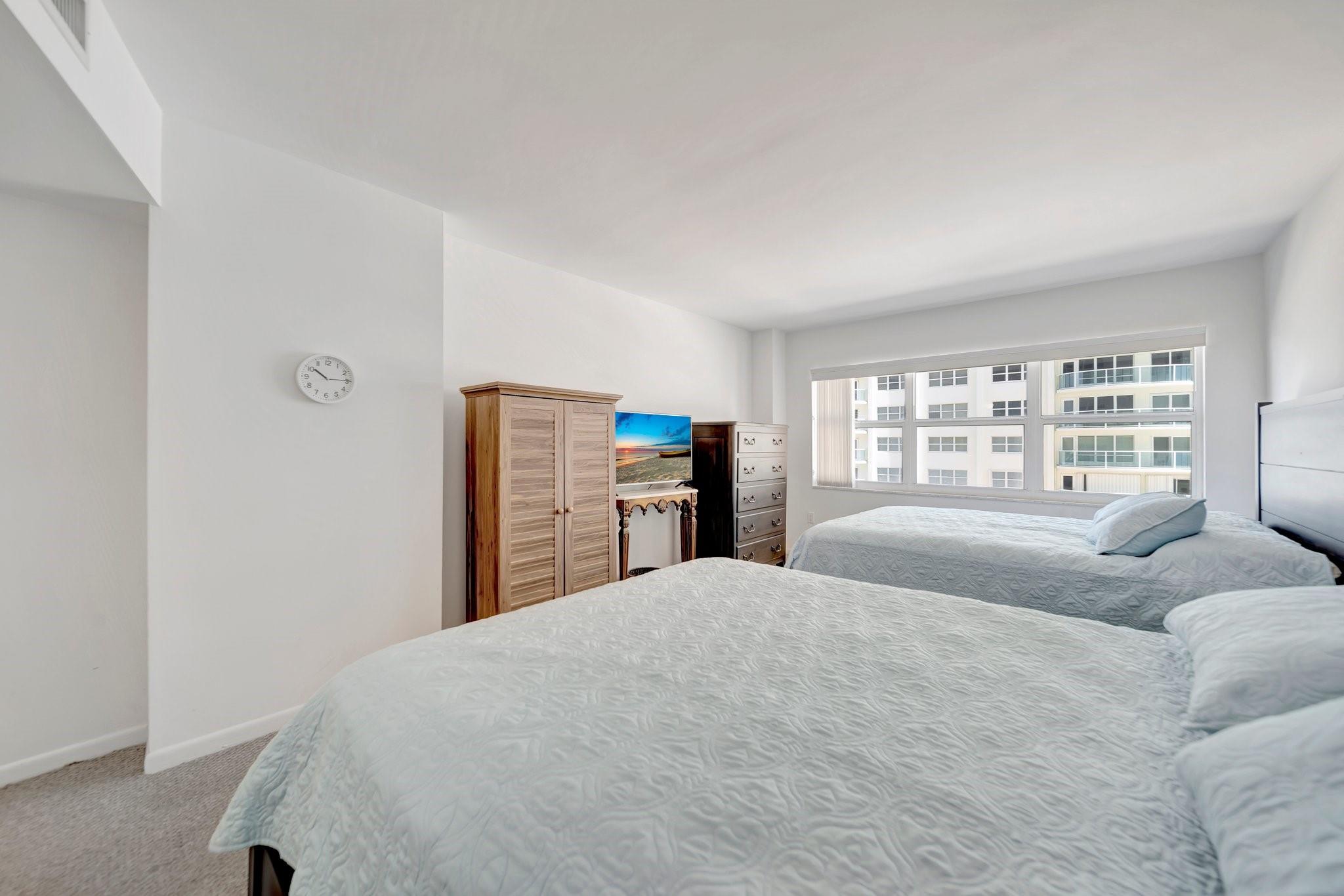 3400 Galt Ocean Dr 407S