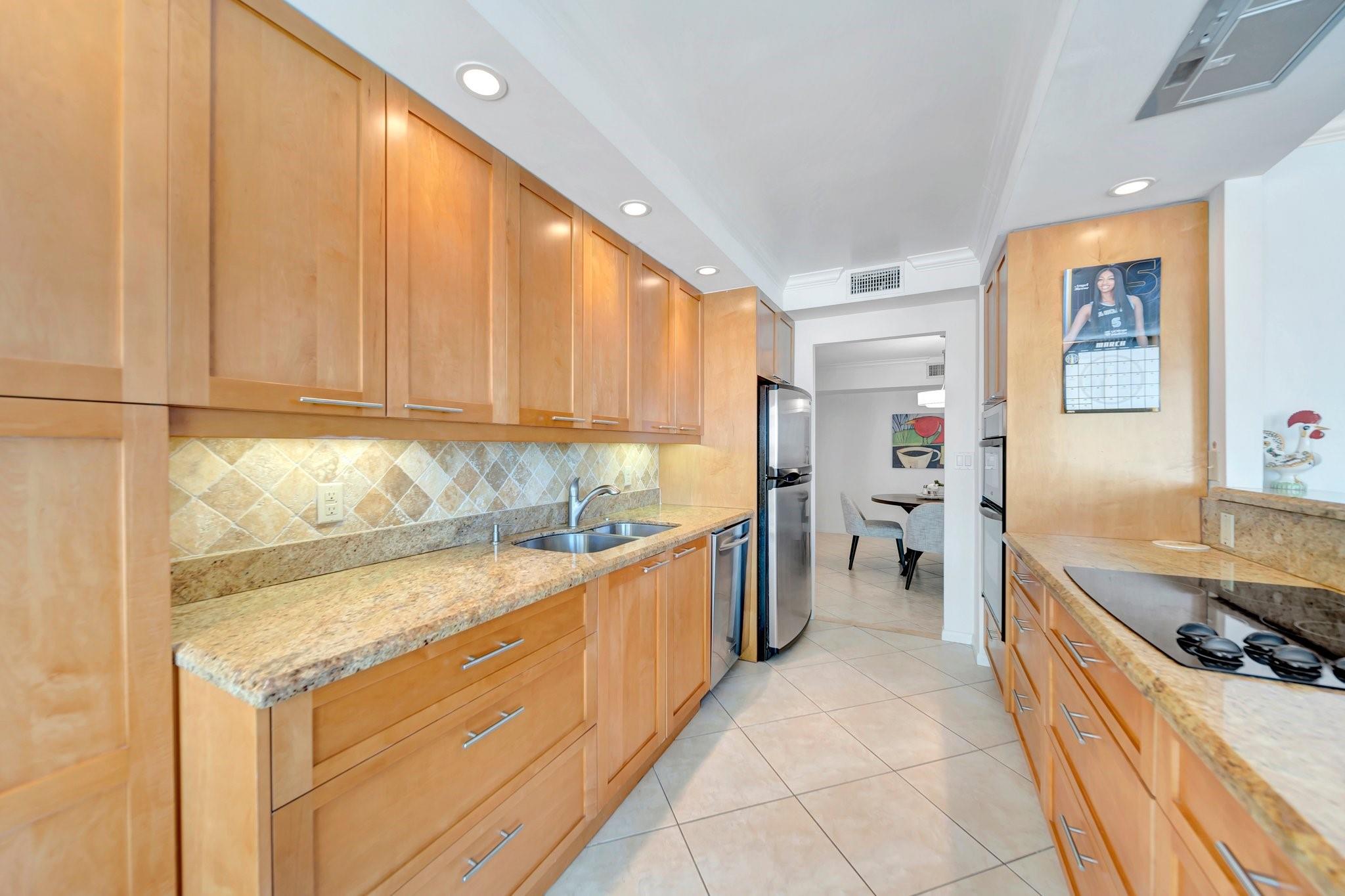 3400 Galt Ocean Dr 407S