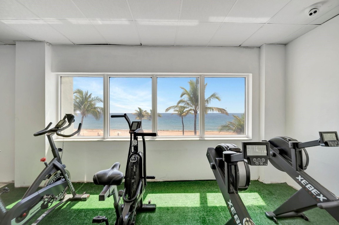 3400 Galt Ocean Dr 407S