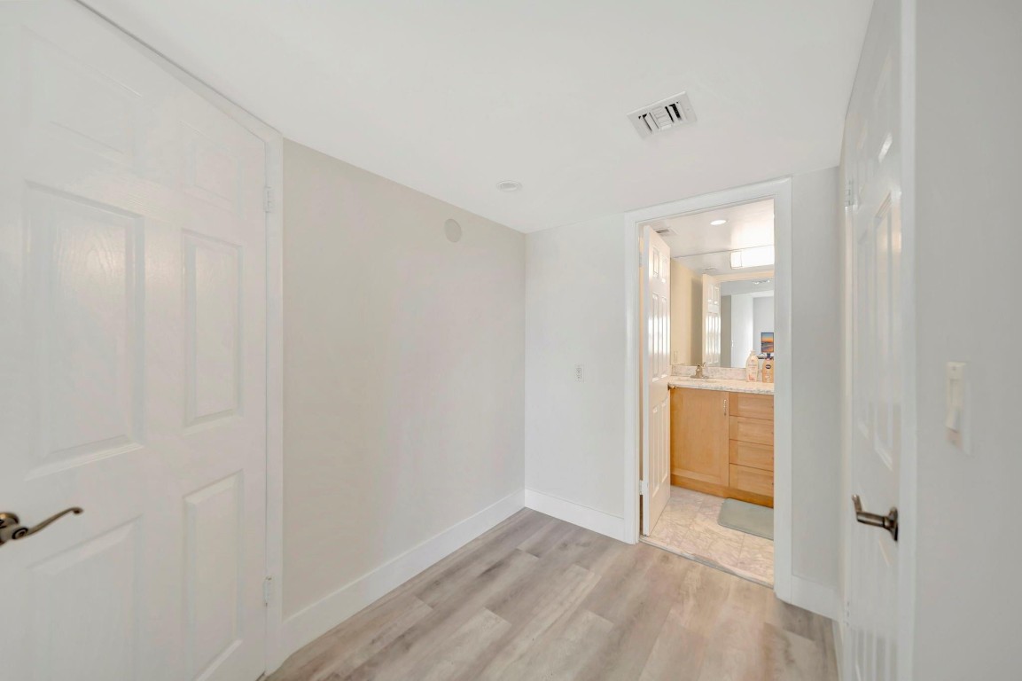 3400 Galt Ocean Dr 407S