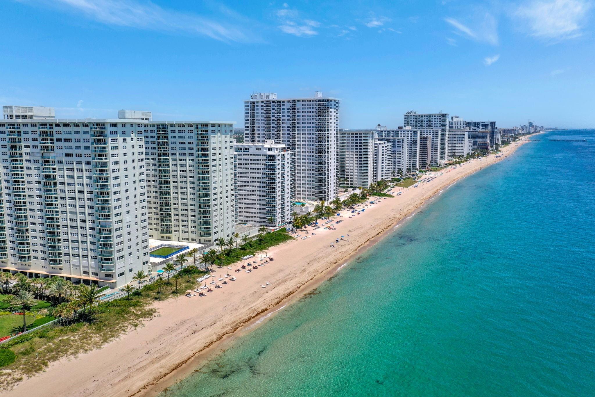 3400 Galt Ocean Dr 407S