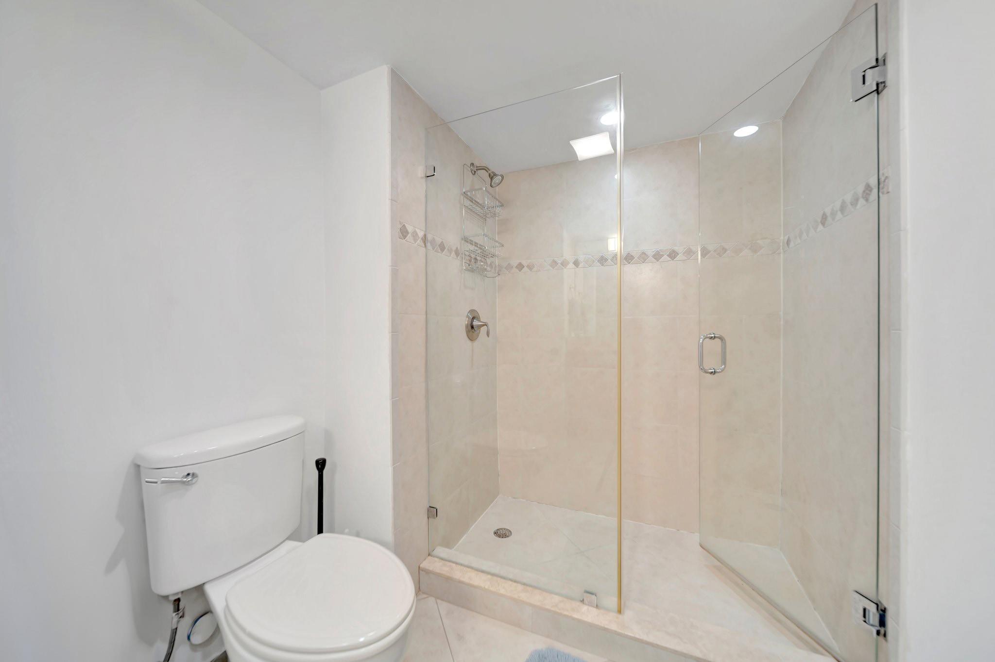 3400 Galt Ocean Dr 407S