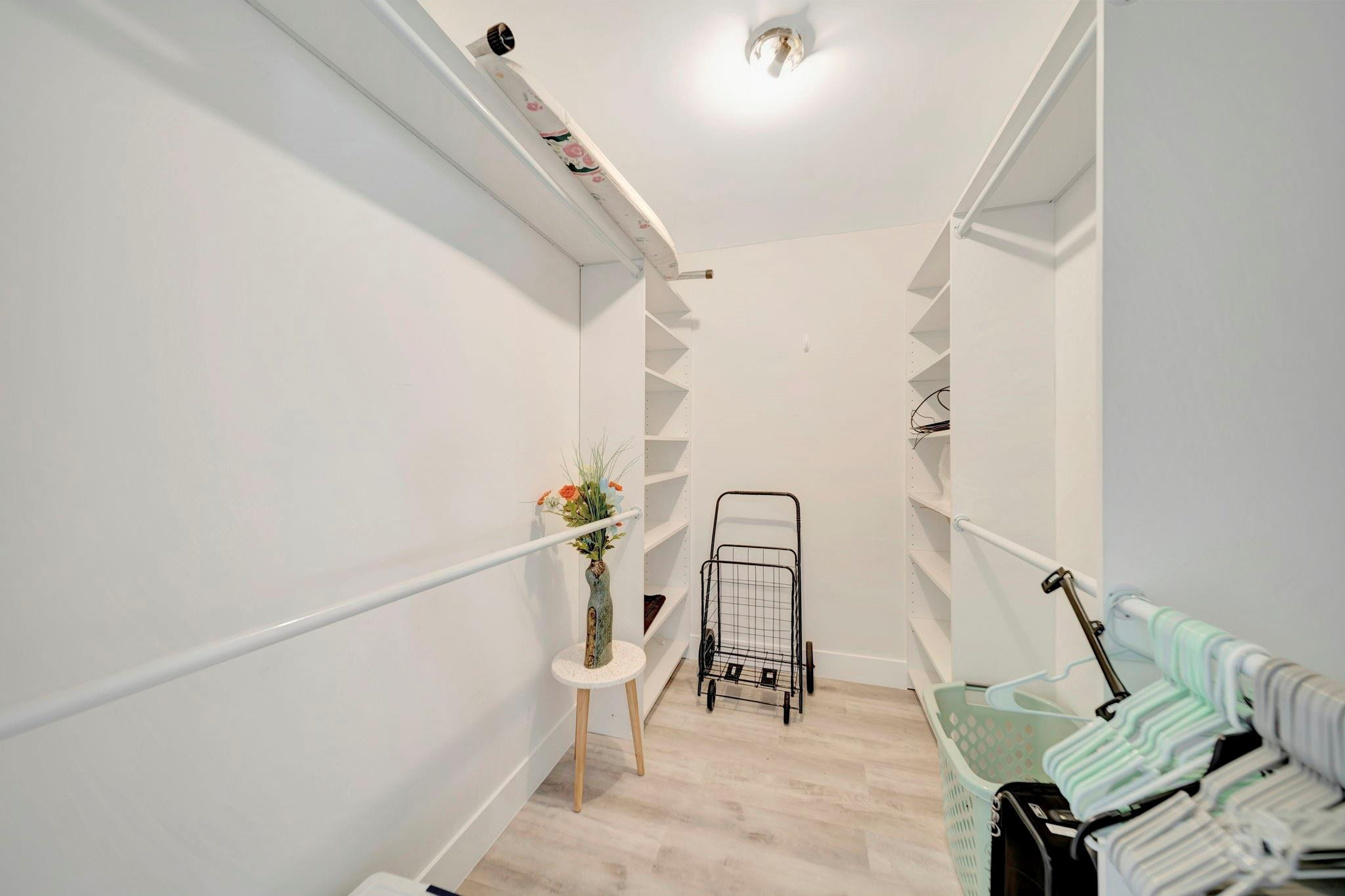 3400 Galt Ocean Dr 407S