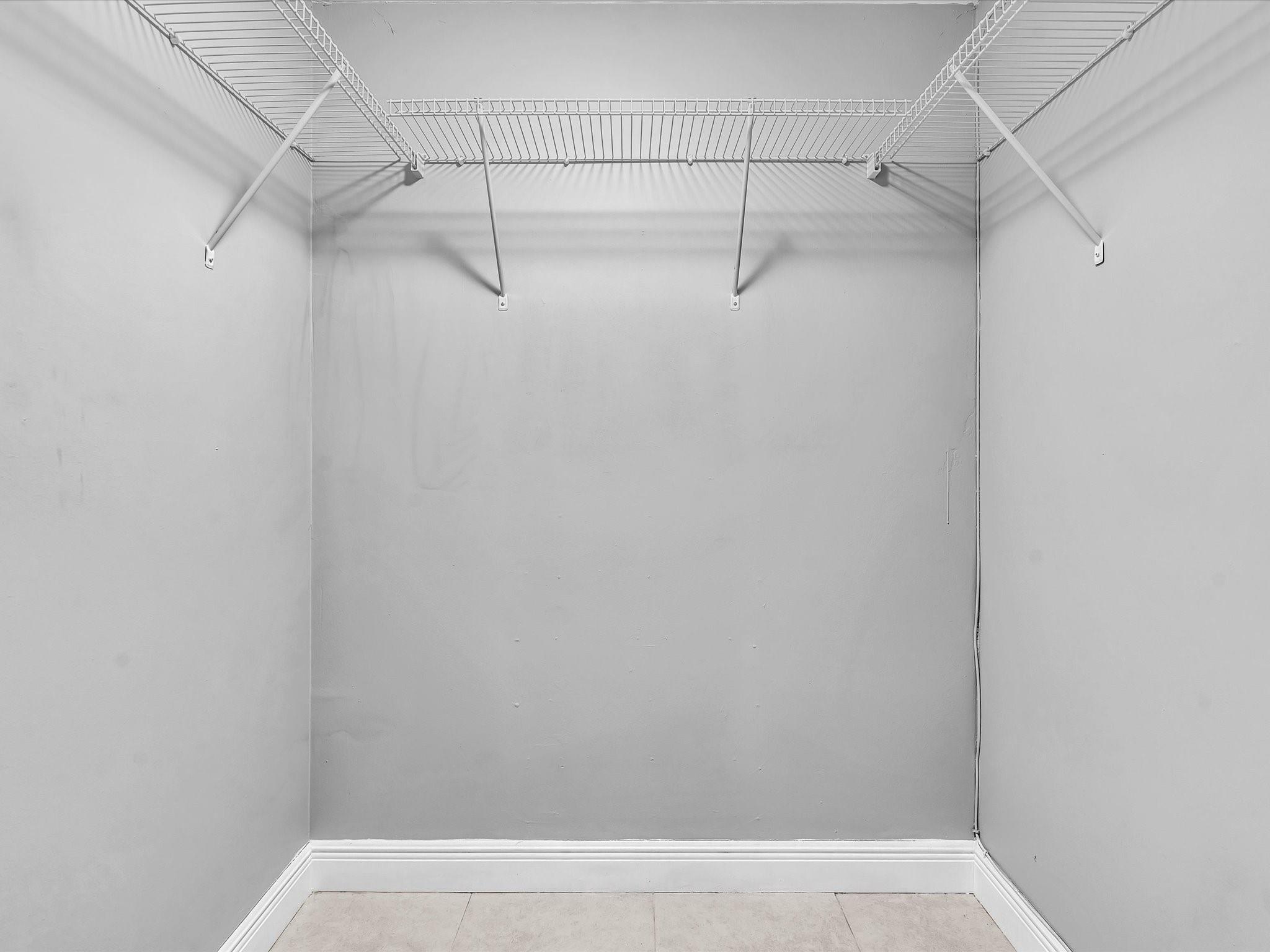 20379 W Country Club Dr 540