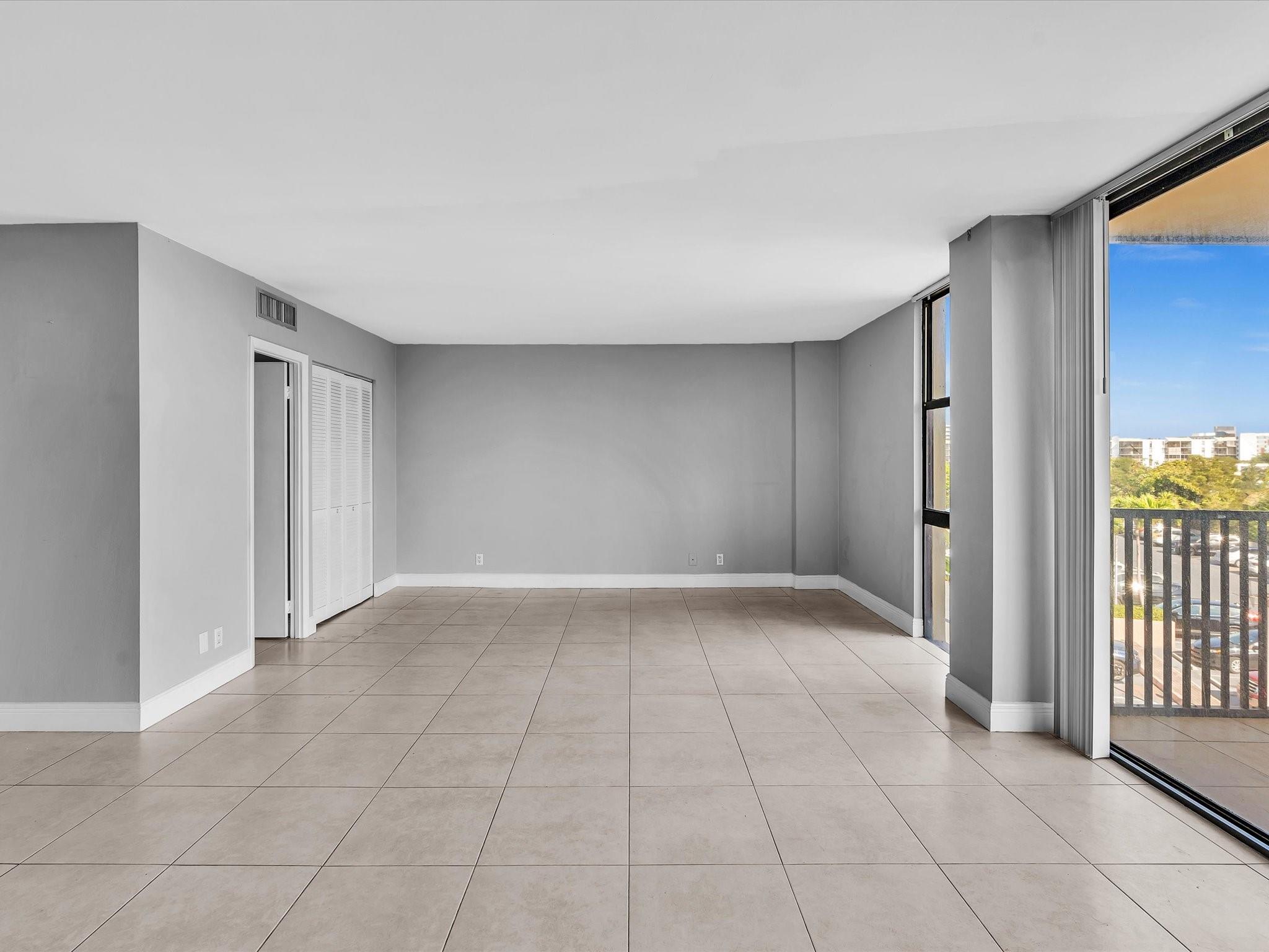 20379 W Country Club Dr 540