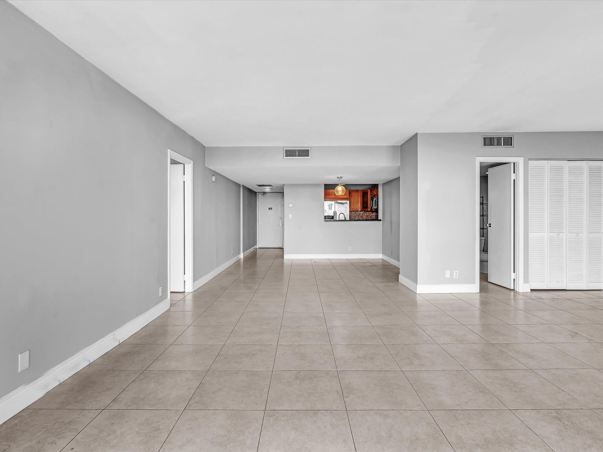 20379 W Country Club Dr 540