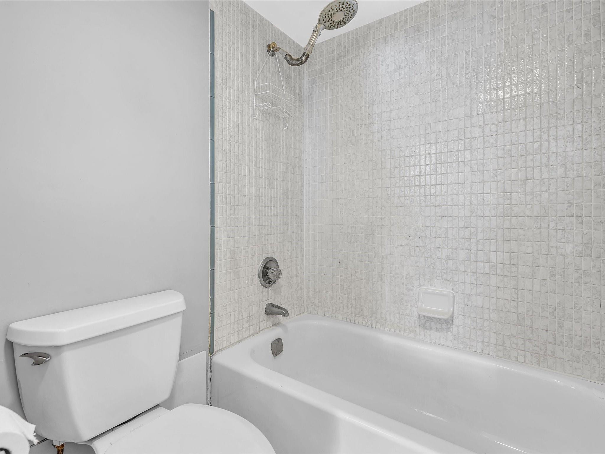 20379 W Country Club Dr 540