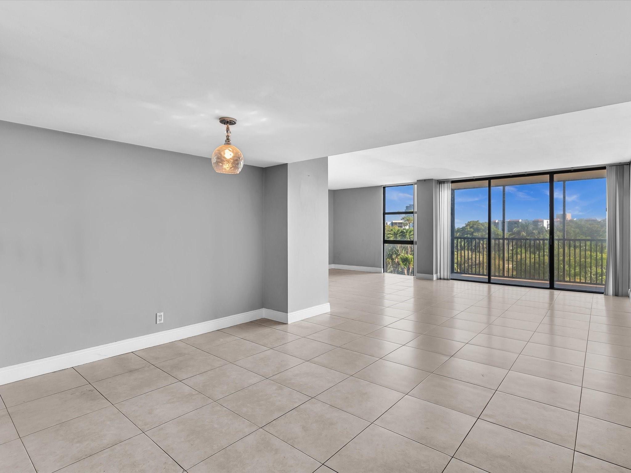 20379 W Country Club Dr 540