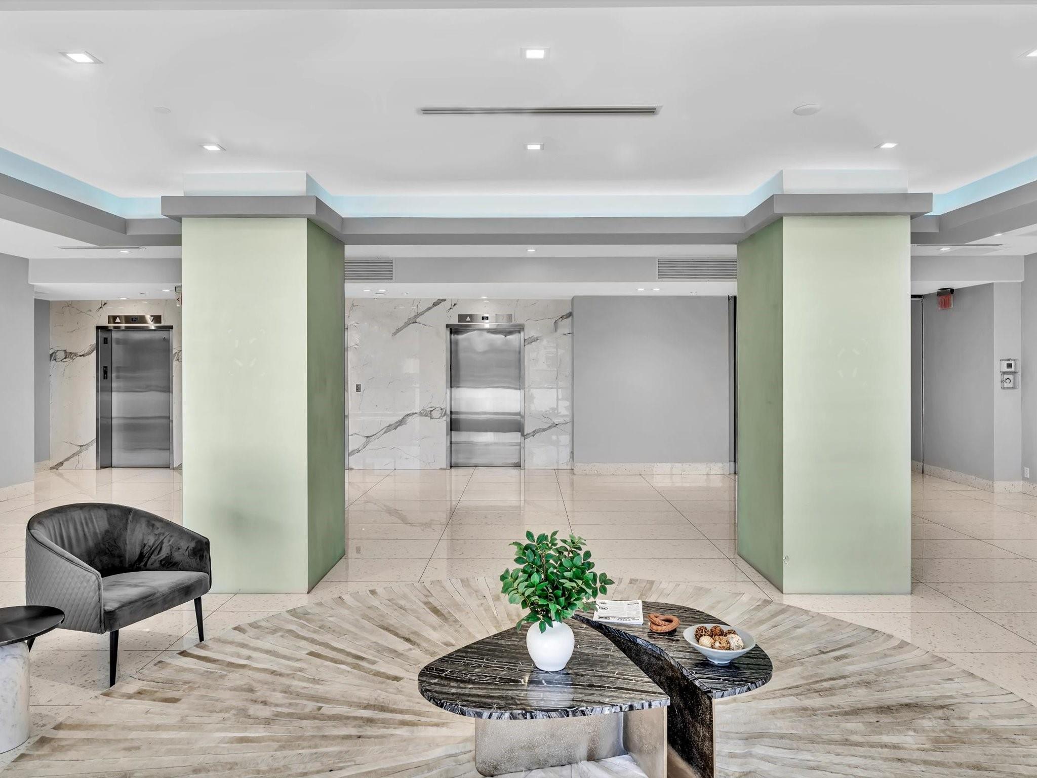 20379 W Country Club Dr 540