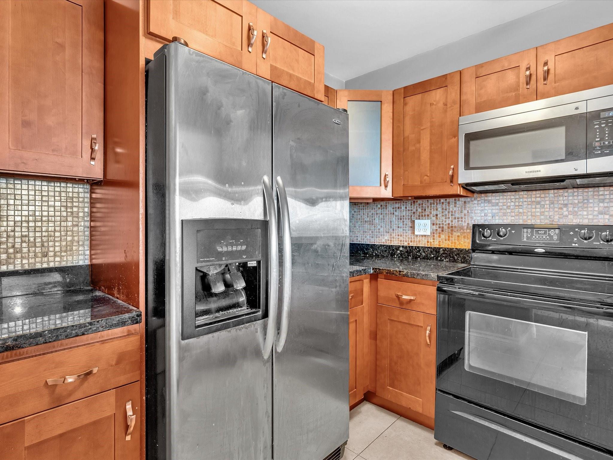 20379 W Country Club Dr 540