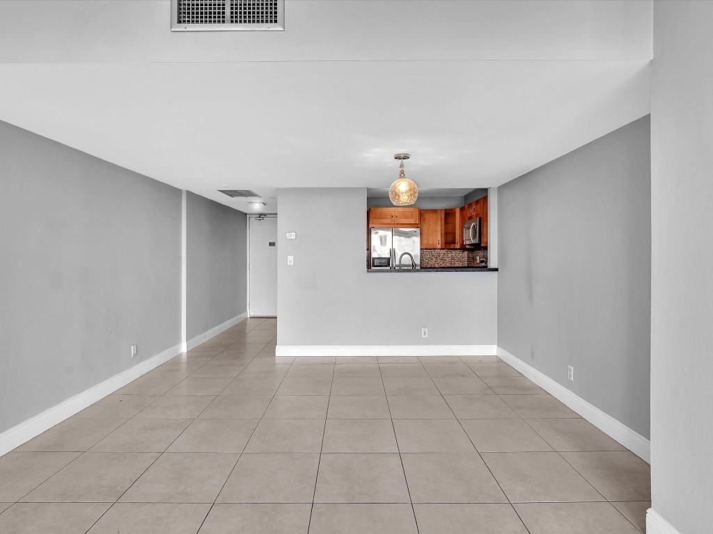 20379 W Country Club Drive 540