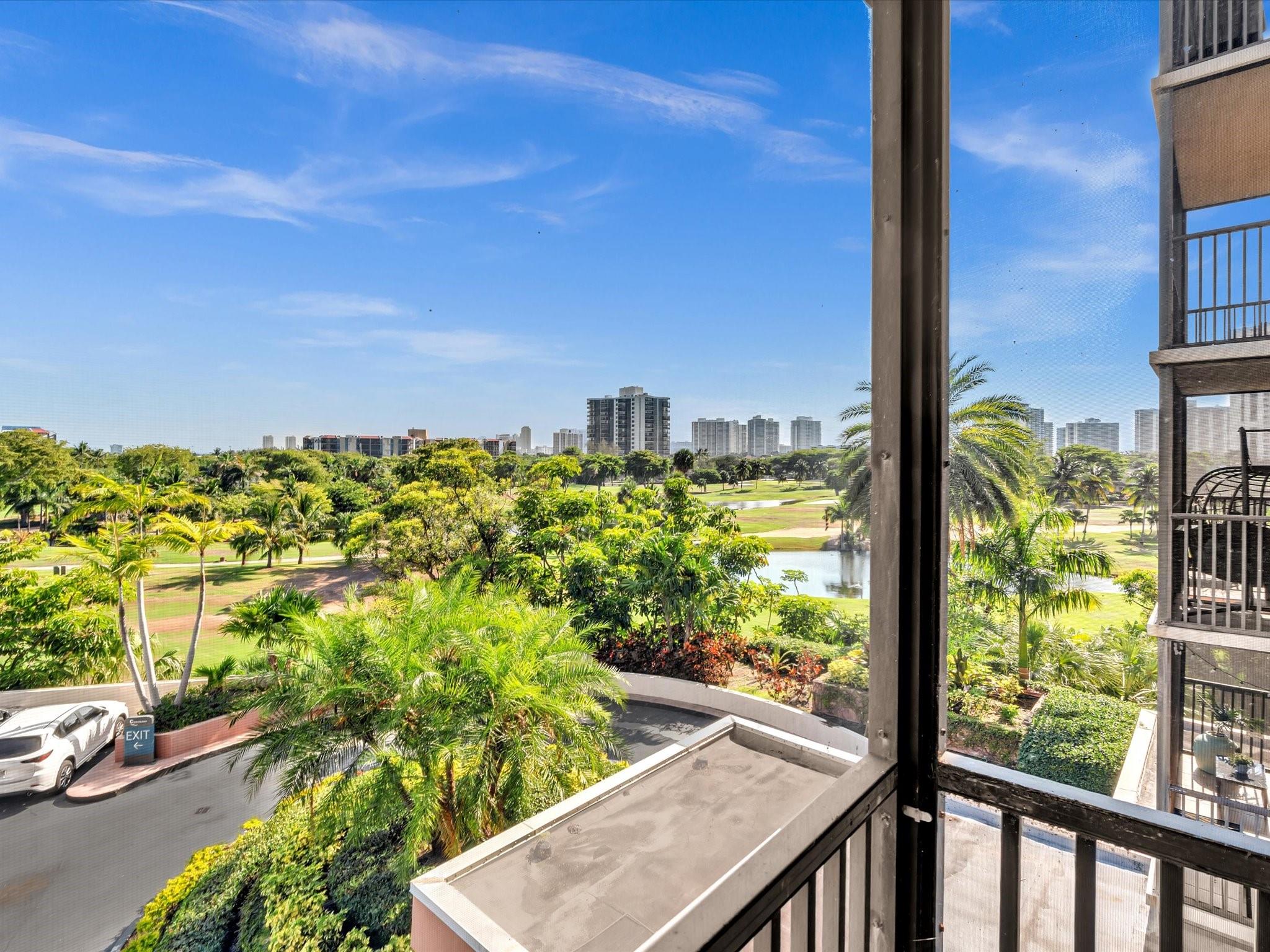 20379 W Country Club Dr 540