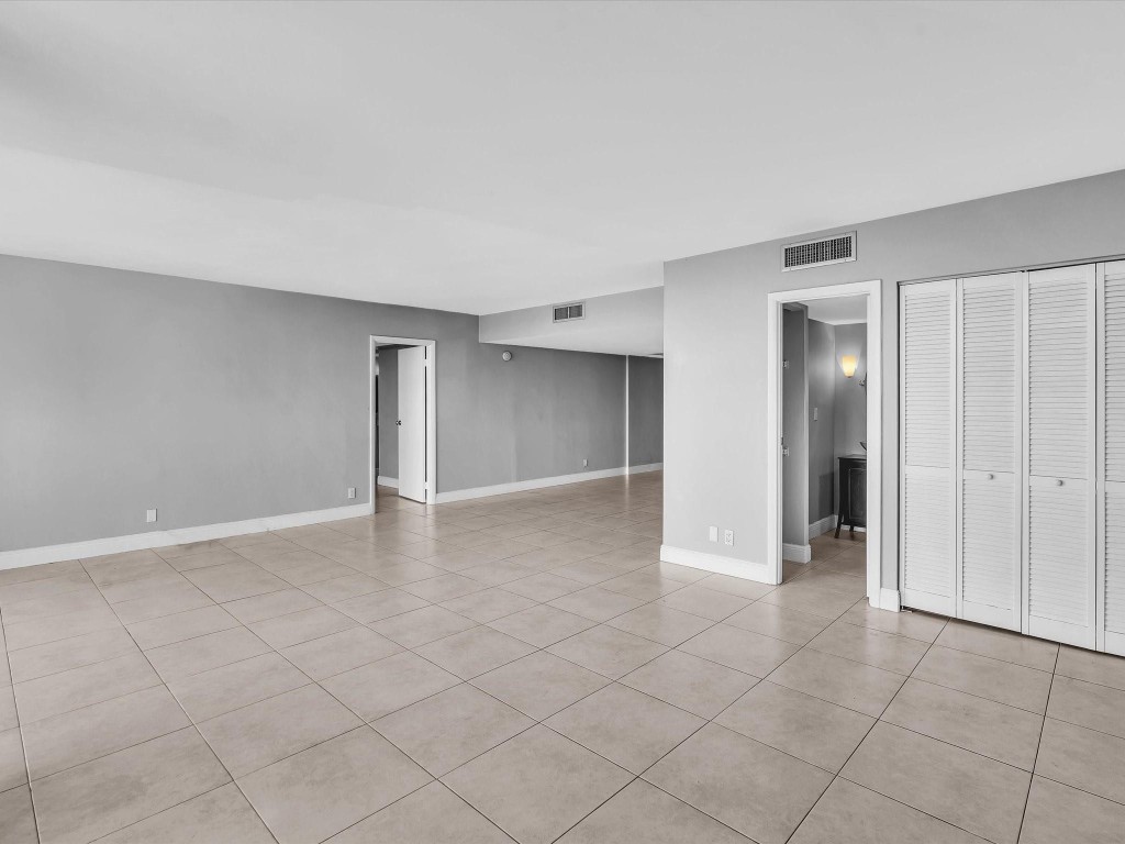 20379 W Country Club Drive 540