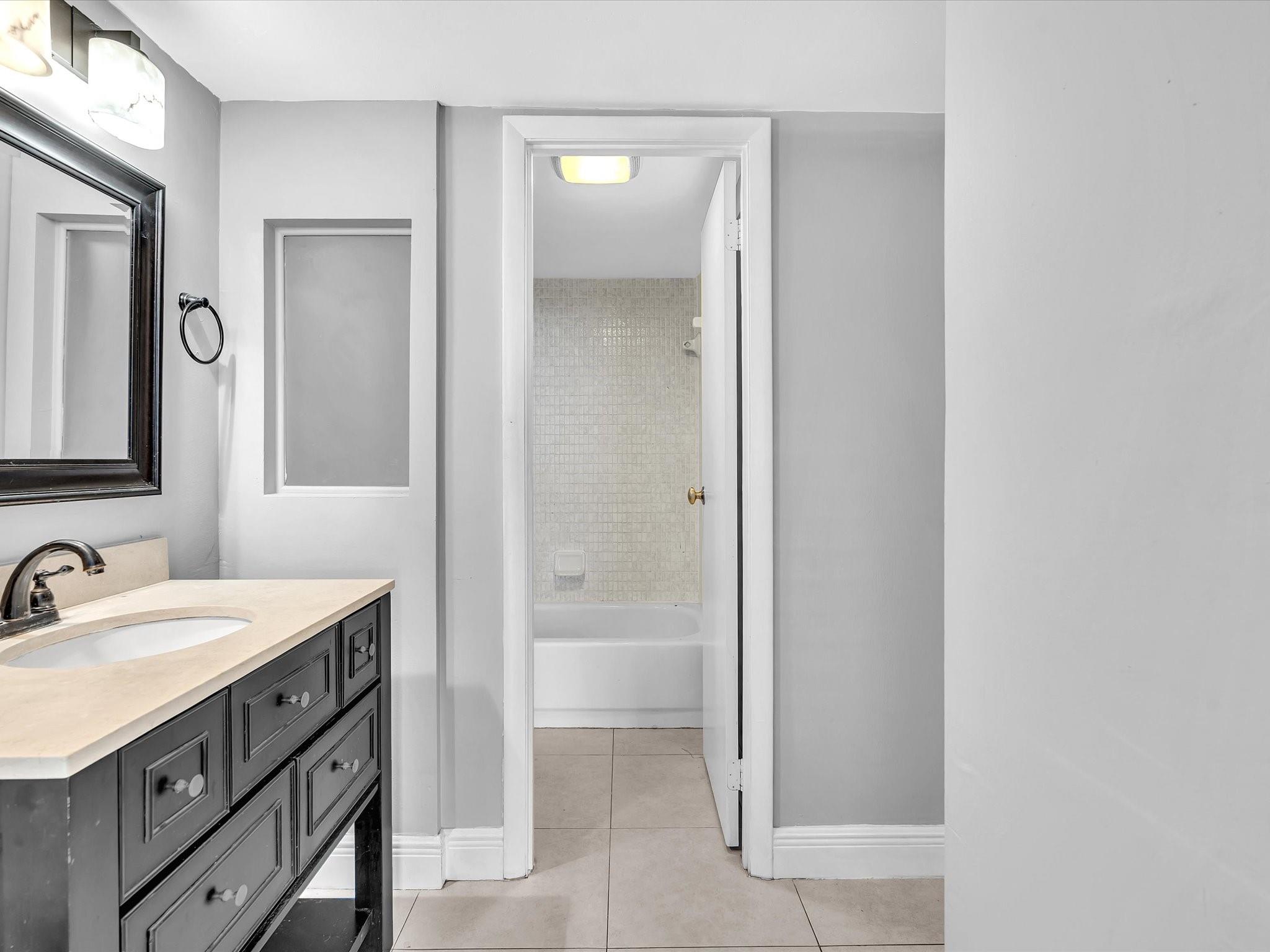 20379 W Country Club Dr 540