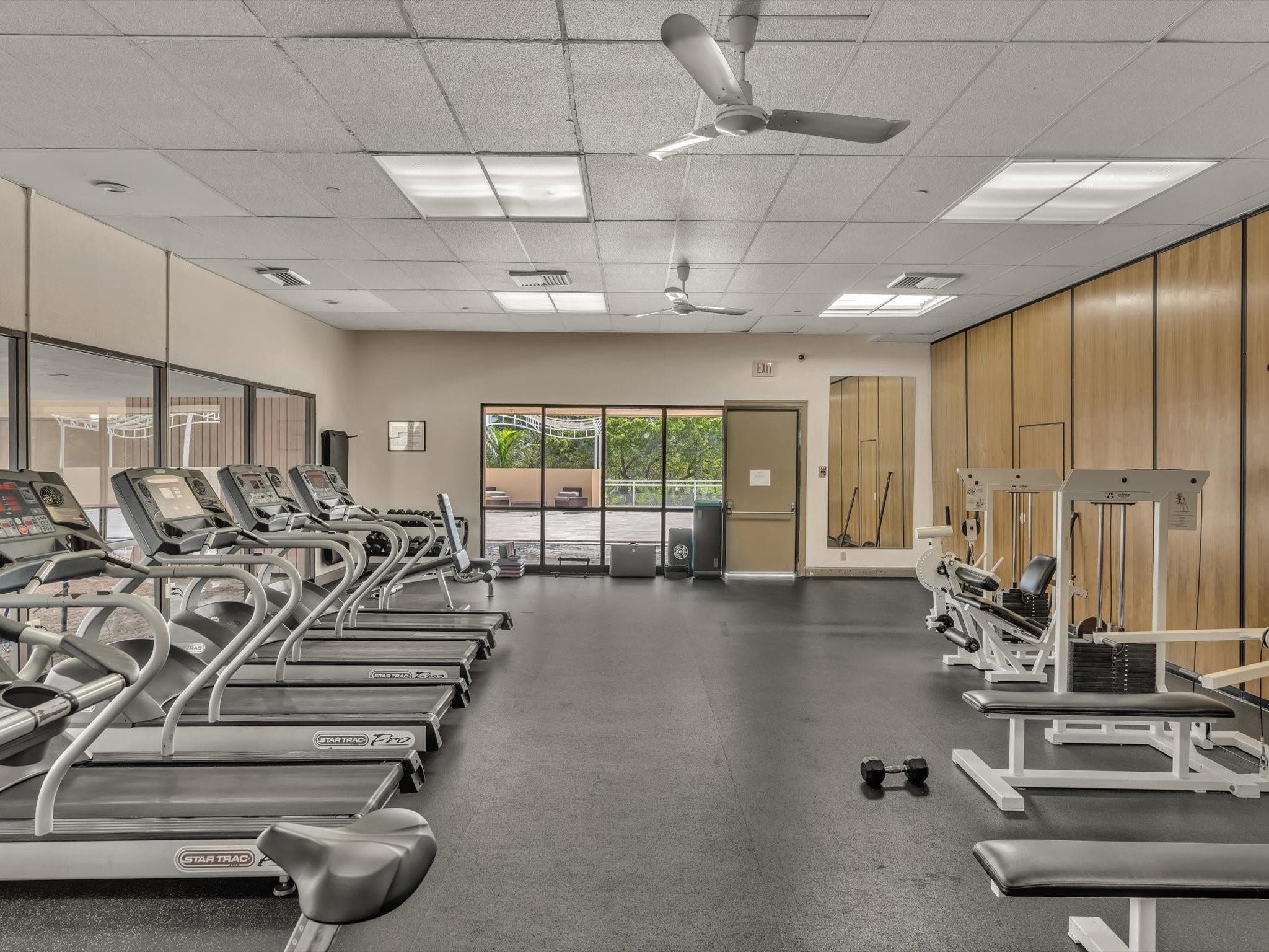 20379 W Country Club Dr 540