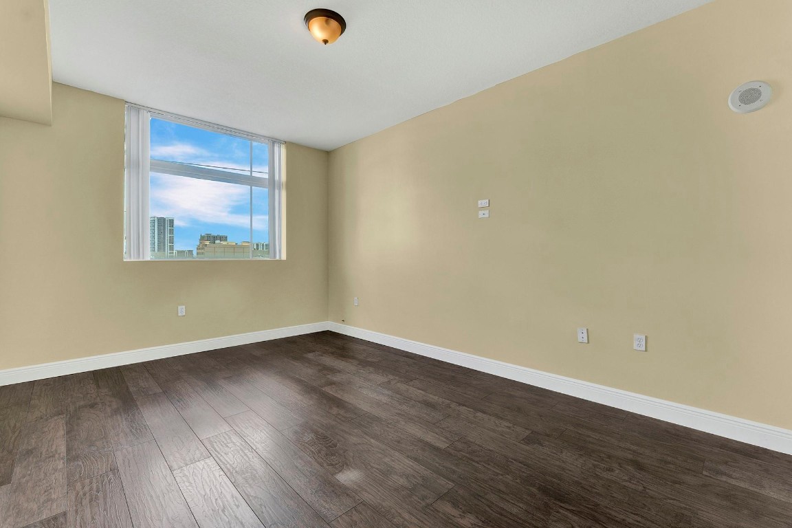 140 S Dixie Highway 413